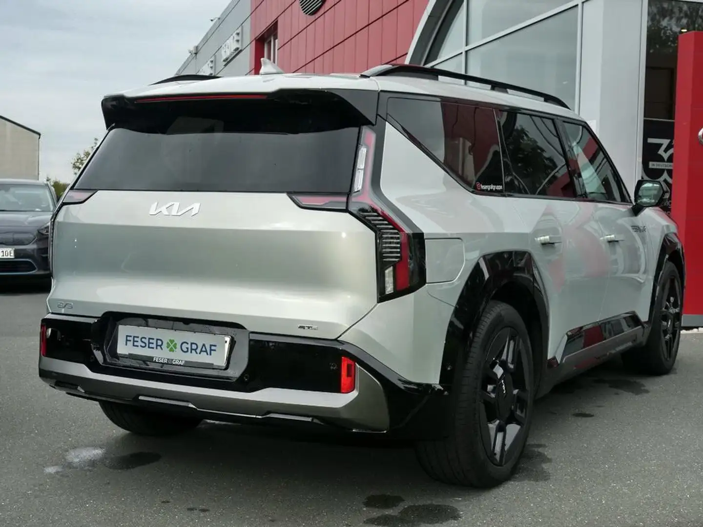 Kia EV9 AWD GT Line Glasdach 7-Sitzer Massage Argent - 2