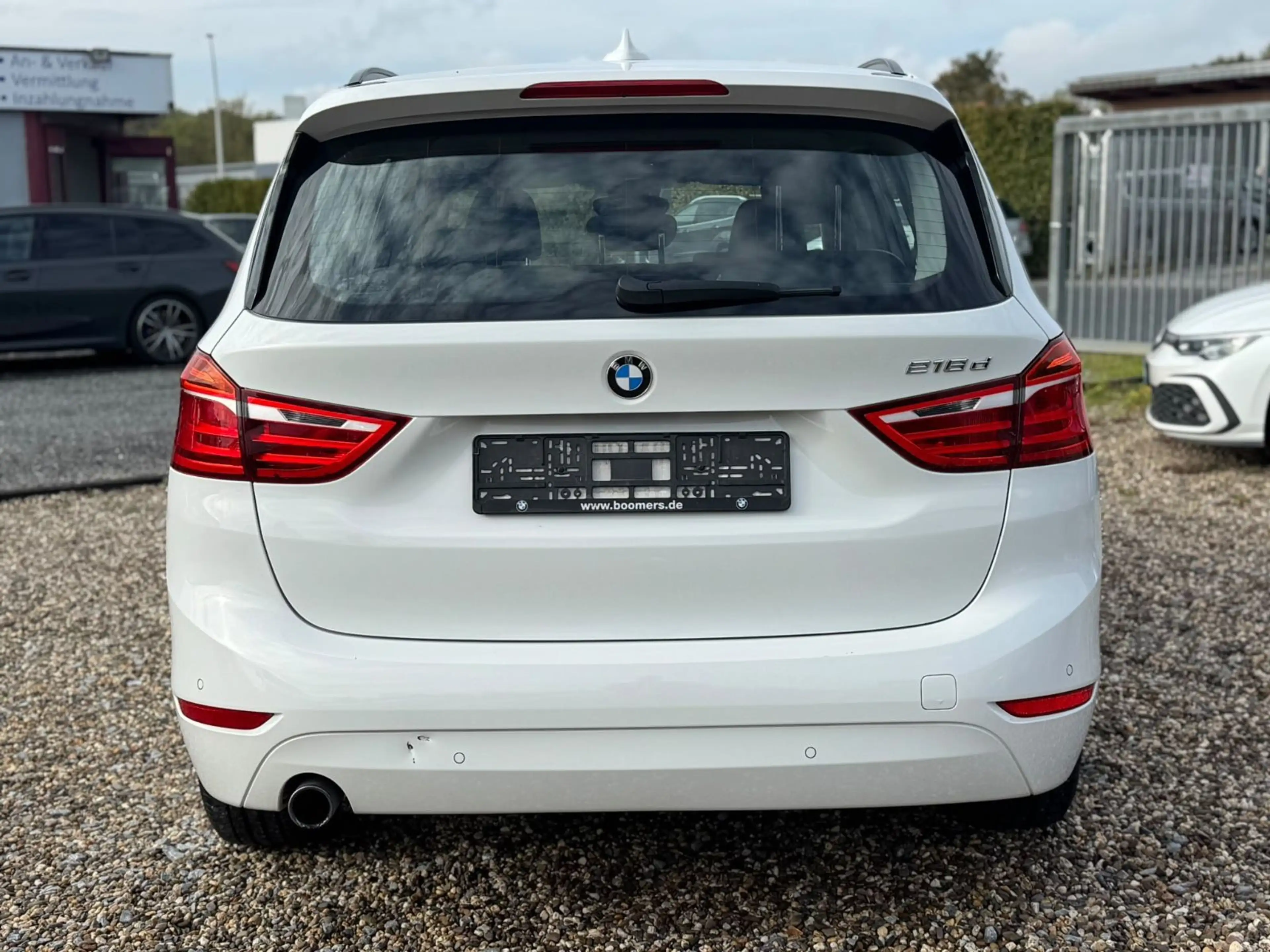 BMW 218 Gran Tourer 218 d Advan.  Aut. Navi LED 7-Sitzer — photo 4