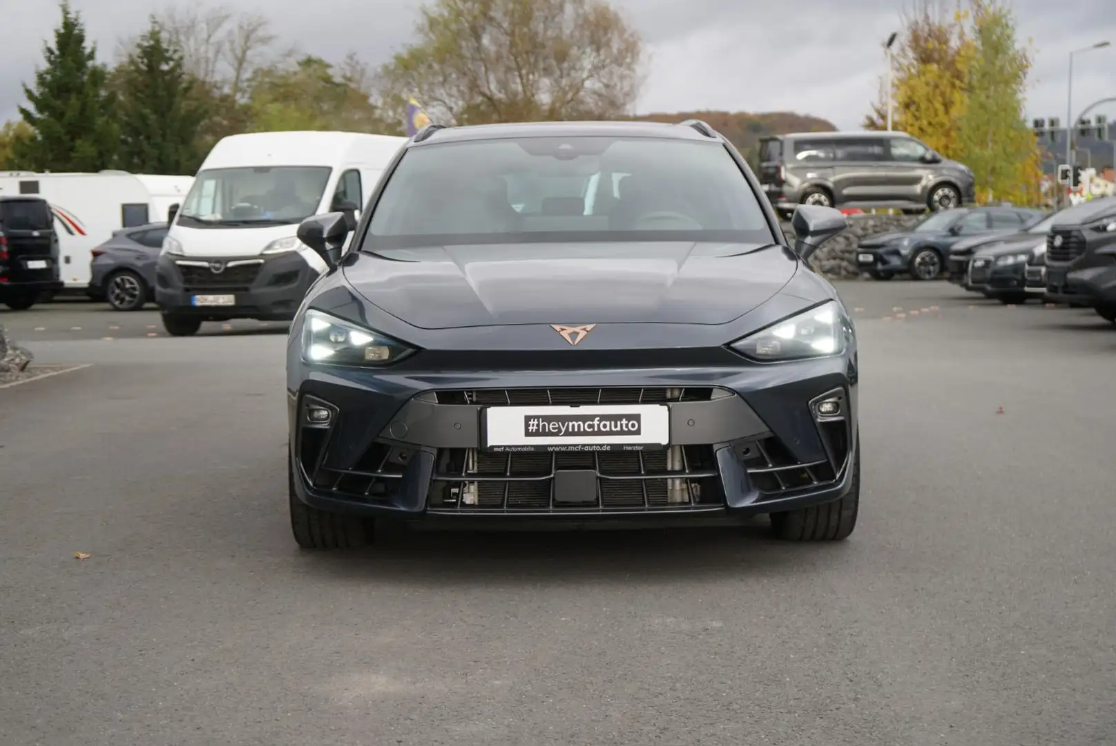 CUPRA Leon Sportstourer 4D VZ *Matrix*Pano*Sennheiser* Gris - 2