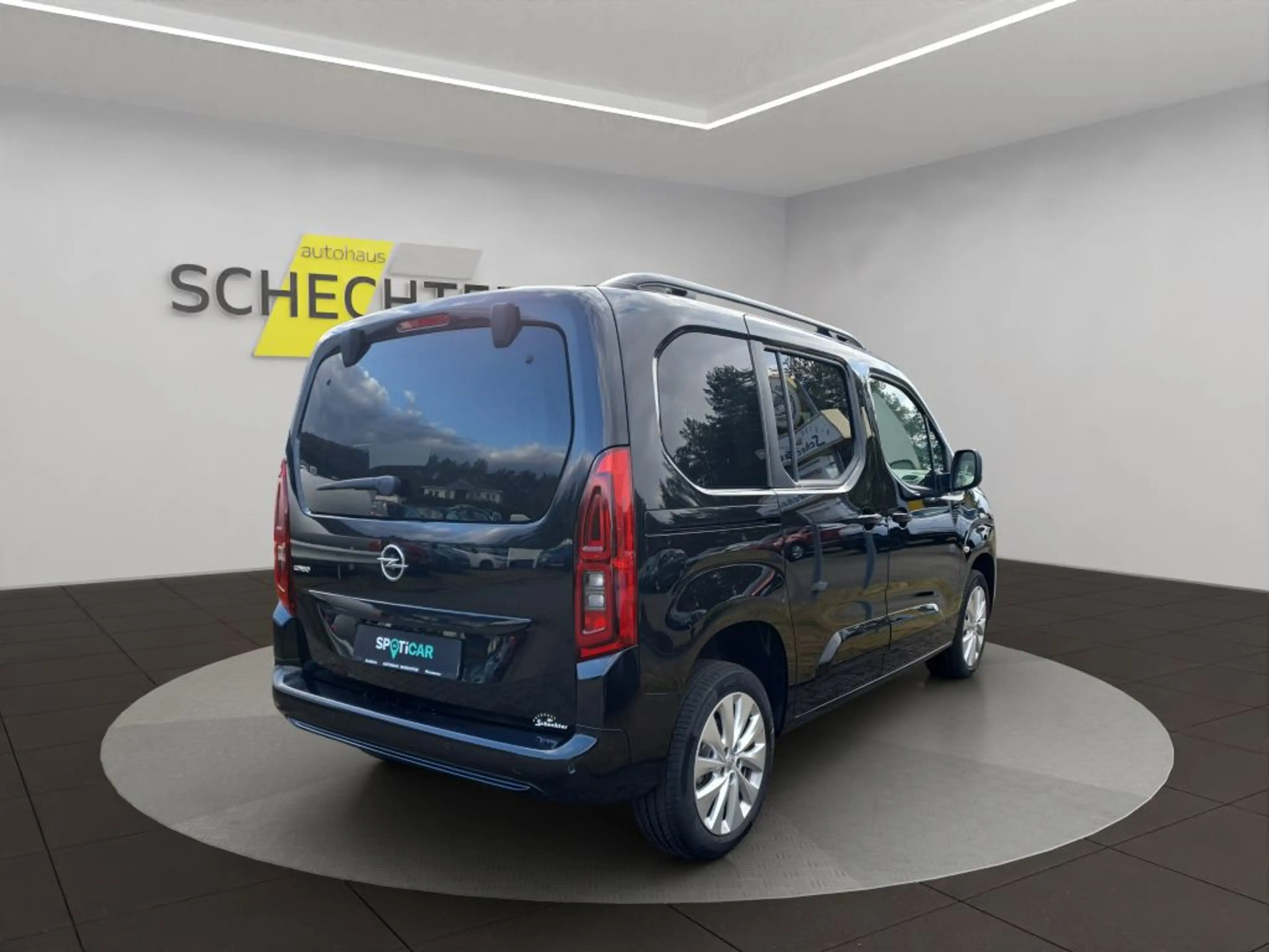 Opel Combo Life 1.5 D Start/Stop Ultimate N1 — photo 5