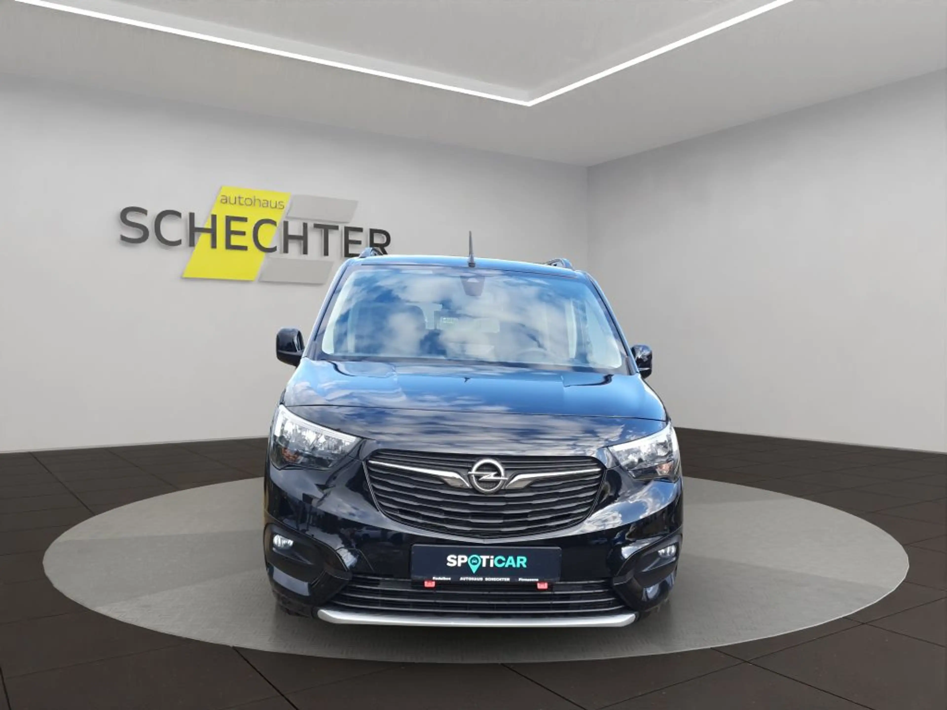 Opel Combo Life 1.5 D Start/Stop Ultimate N1 — photo 8