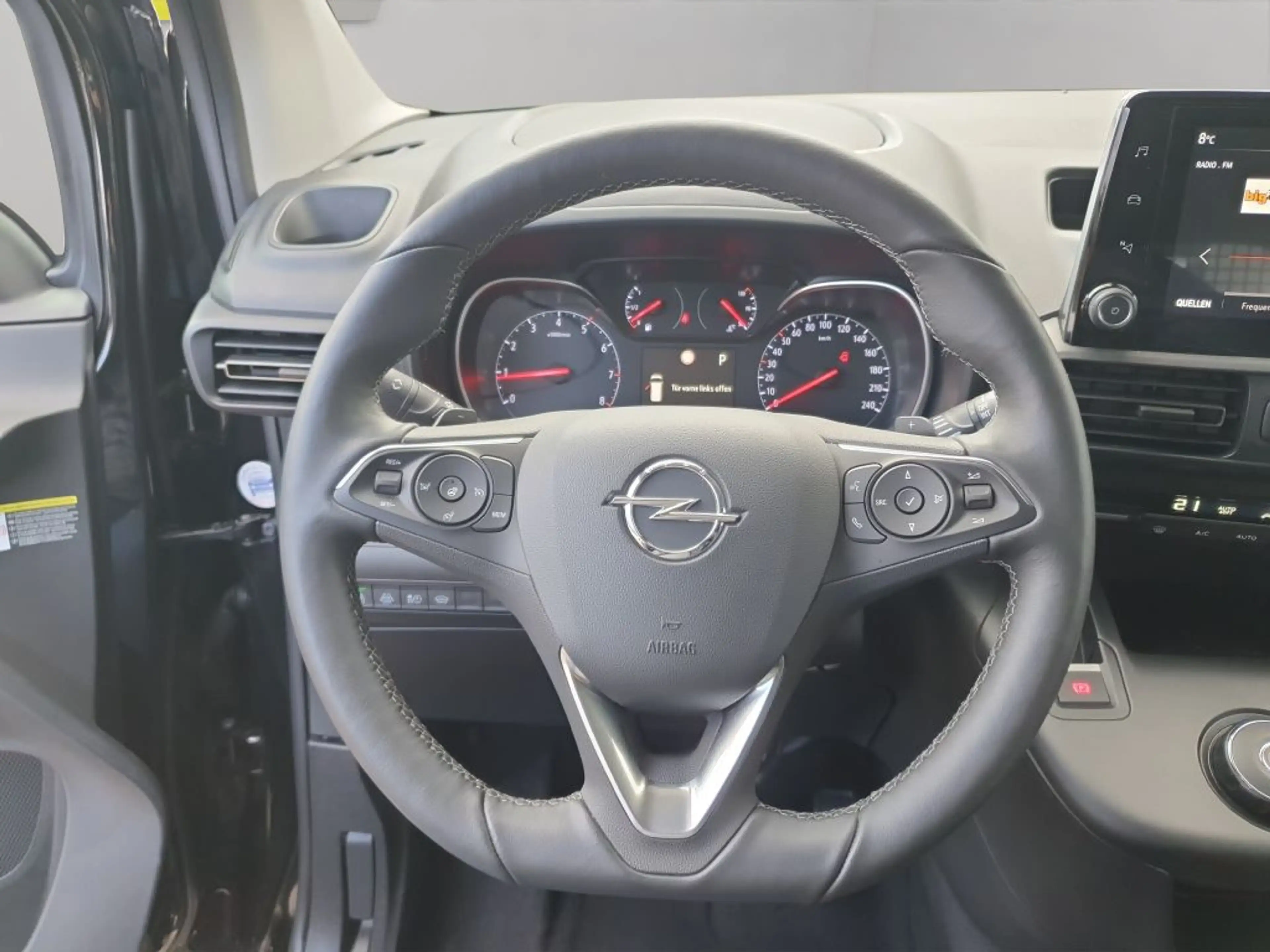 Opel Combo Life 1.5 D Start/Stop Ultimate N1 — photo 10