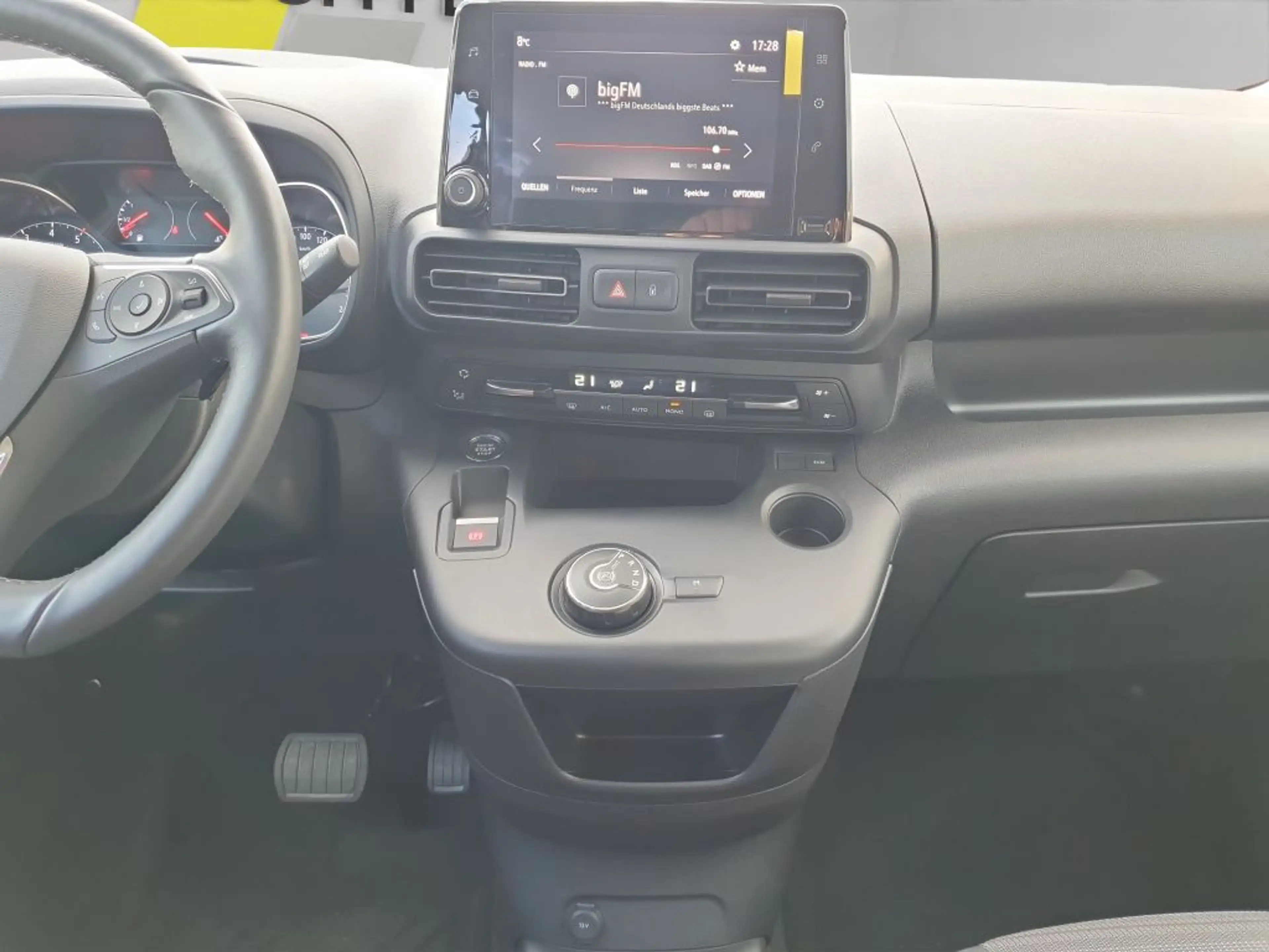 Opel Combo Life 1.5 D Start/Stop Ultimate N1 — photo 12