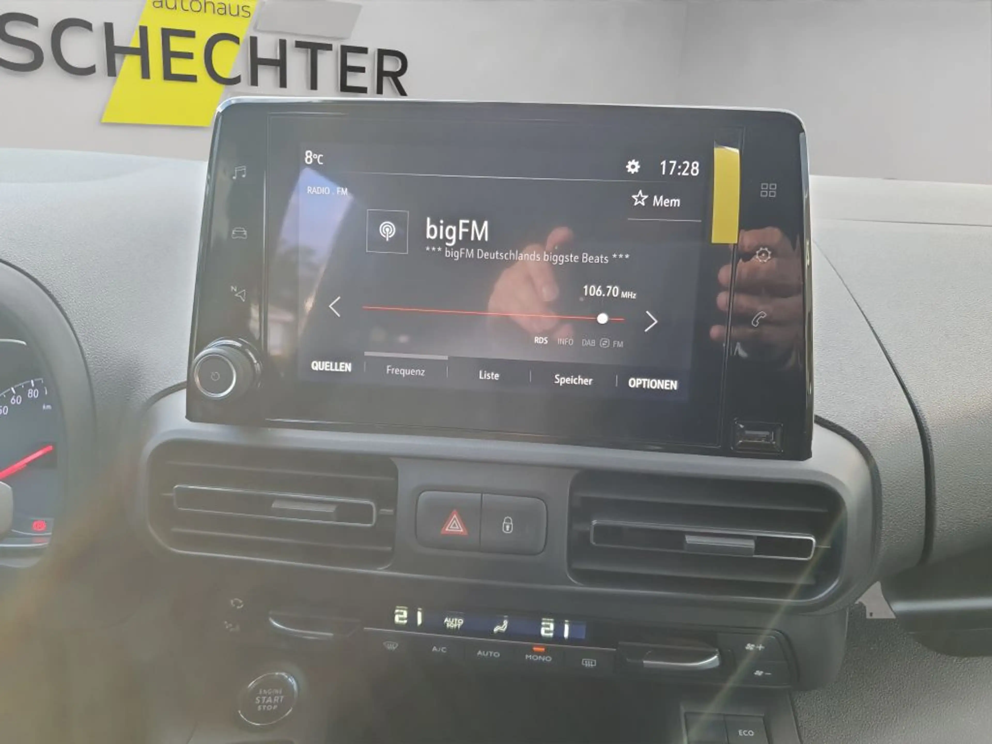 Opel Combo Life 1.5 D Start/Stop Ultimate N1 — photo 13