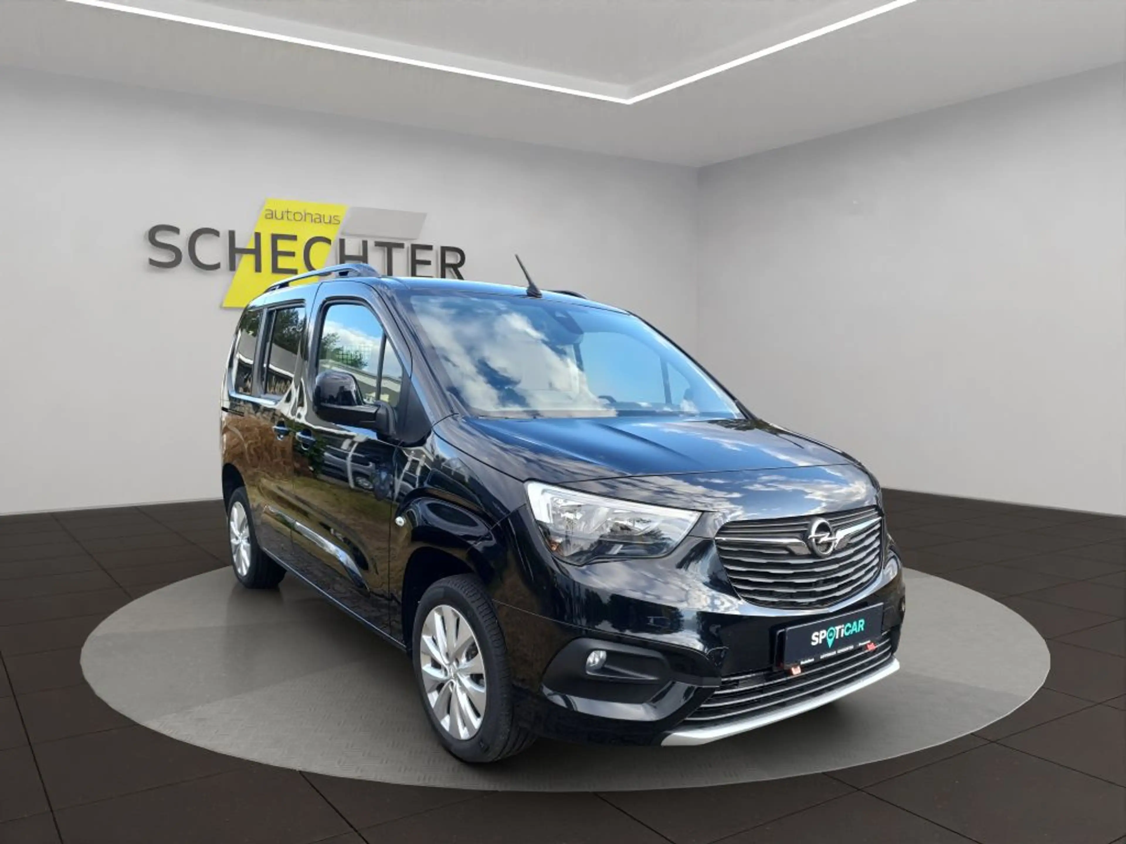 Opel Combo Life 1.5 D Start/Stop Ultimate N1 — photo 7