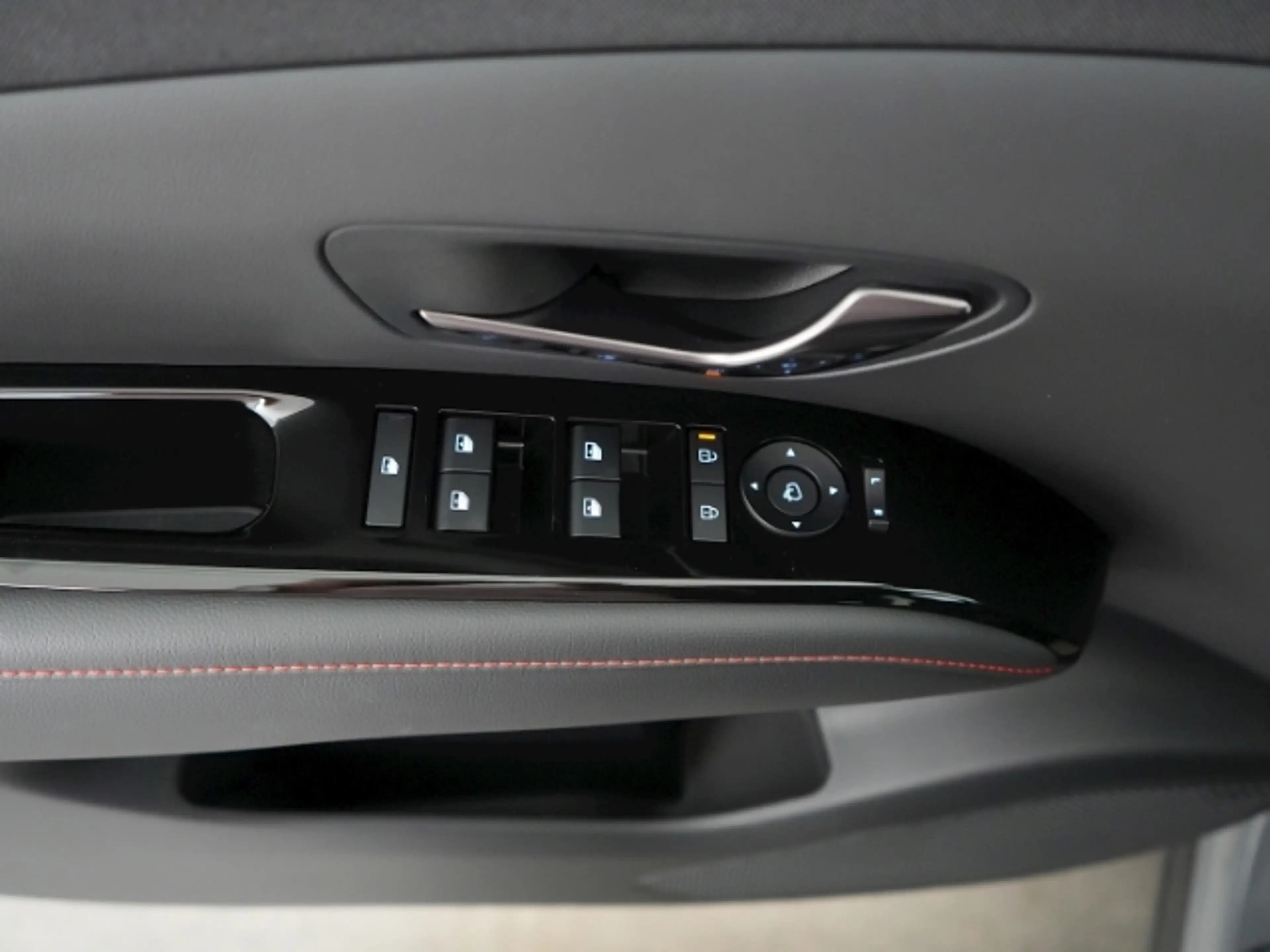 Hyundai TUCSON FACELIFT PHEV N-LINE AT+AHK+MATRIX LED+NAVI+RÜCKFA — photo 10