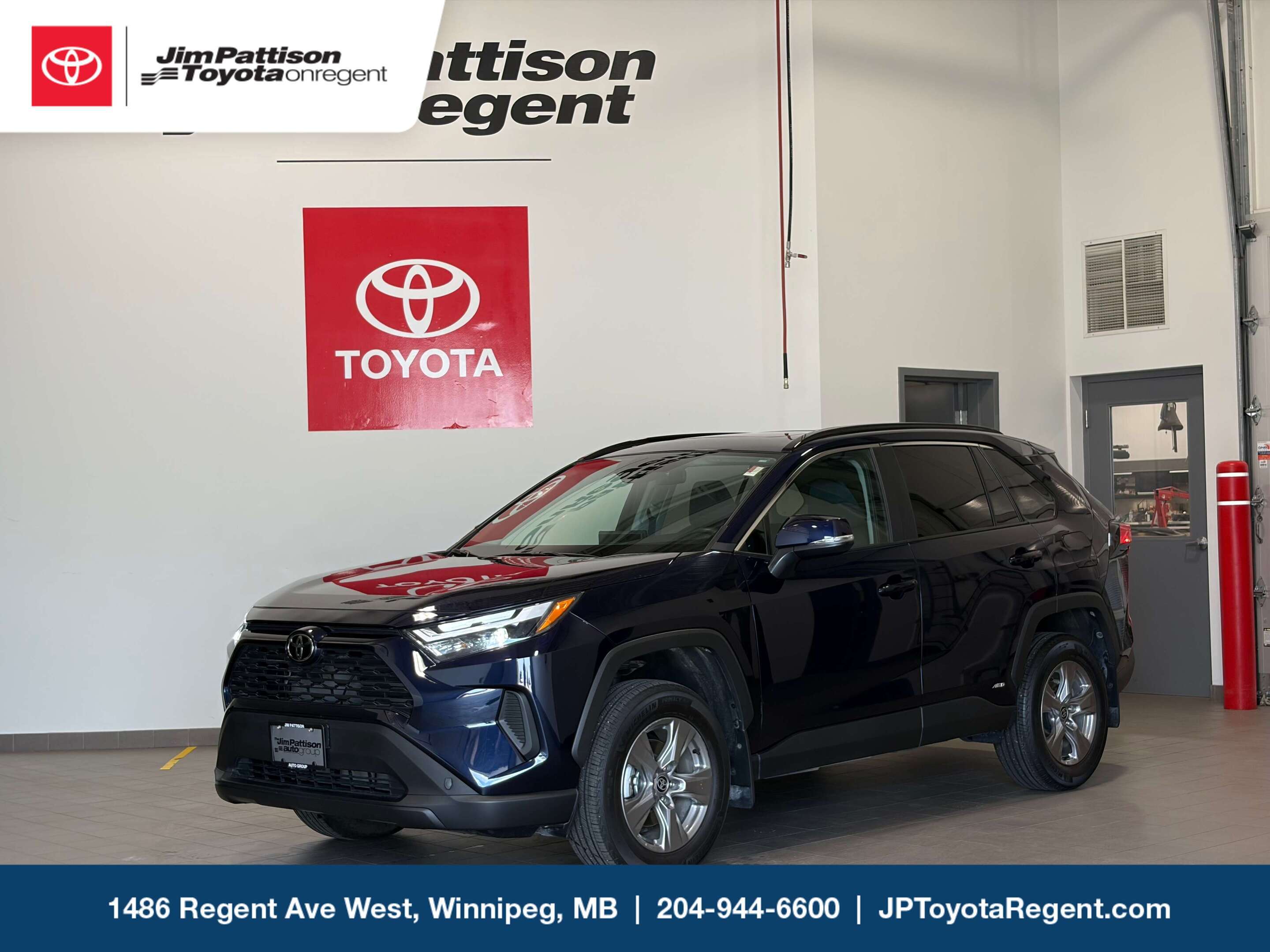 2025 Toyota RAV4 Hybrid XLE AWD