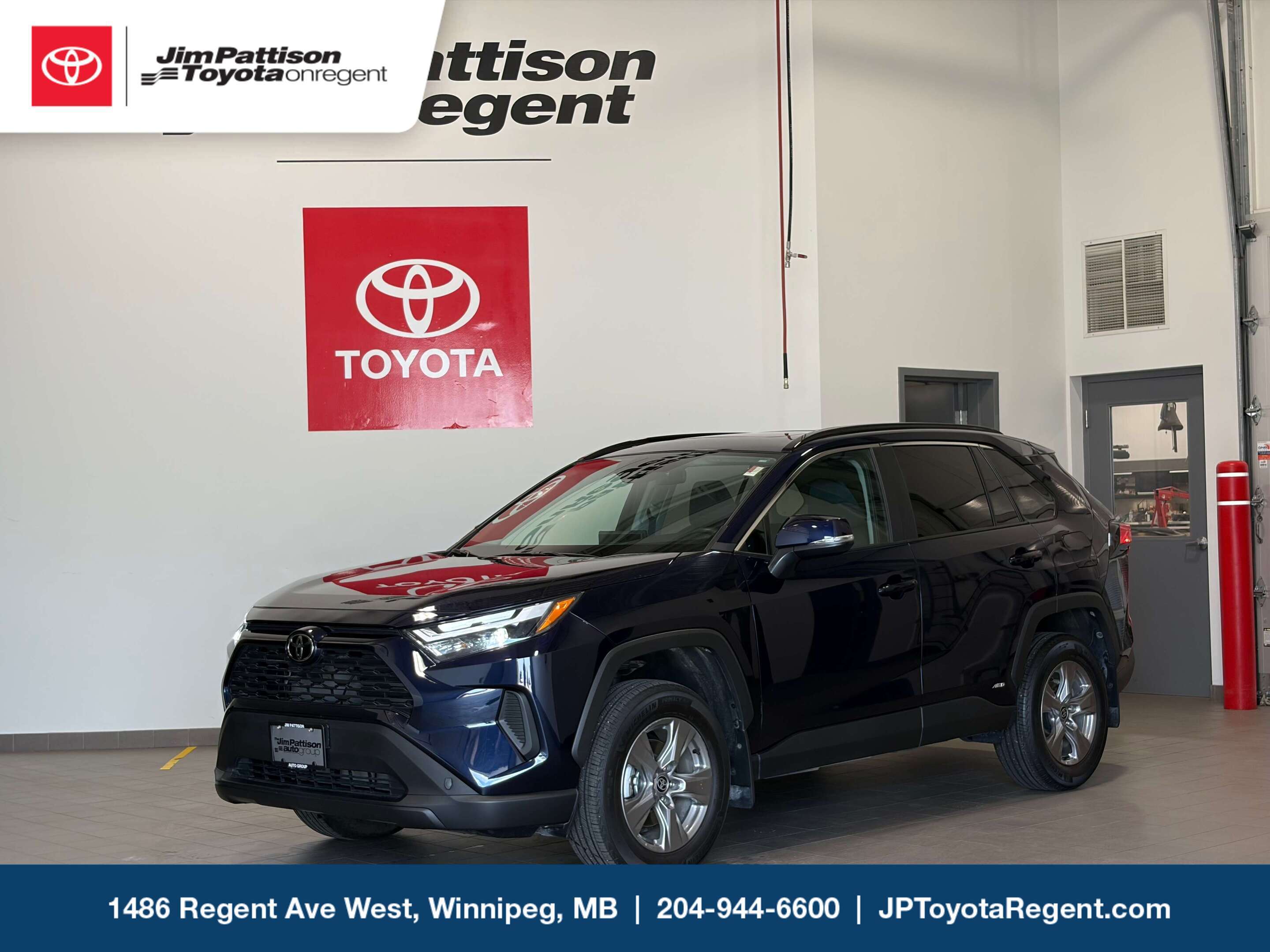 2025 Toyota RAV4 Hybrid XLE AWD