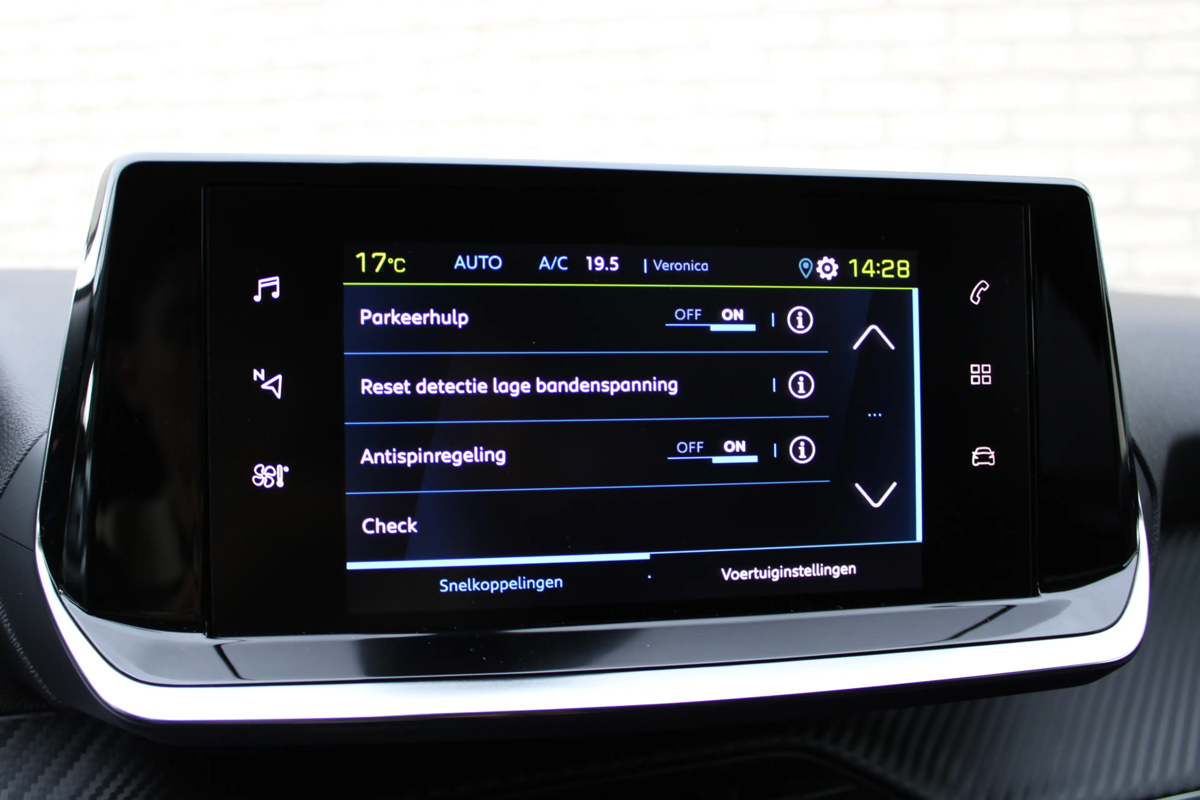 Peugeot e-208 EV Active 50 kWh | Cruise control | Carplay | Stoe — photo 18