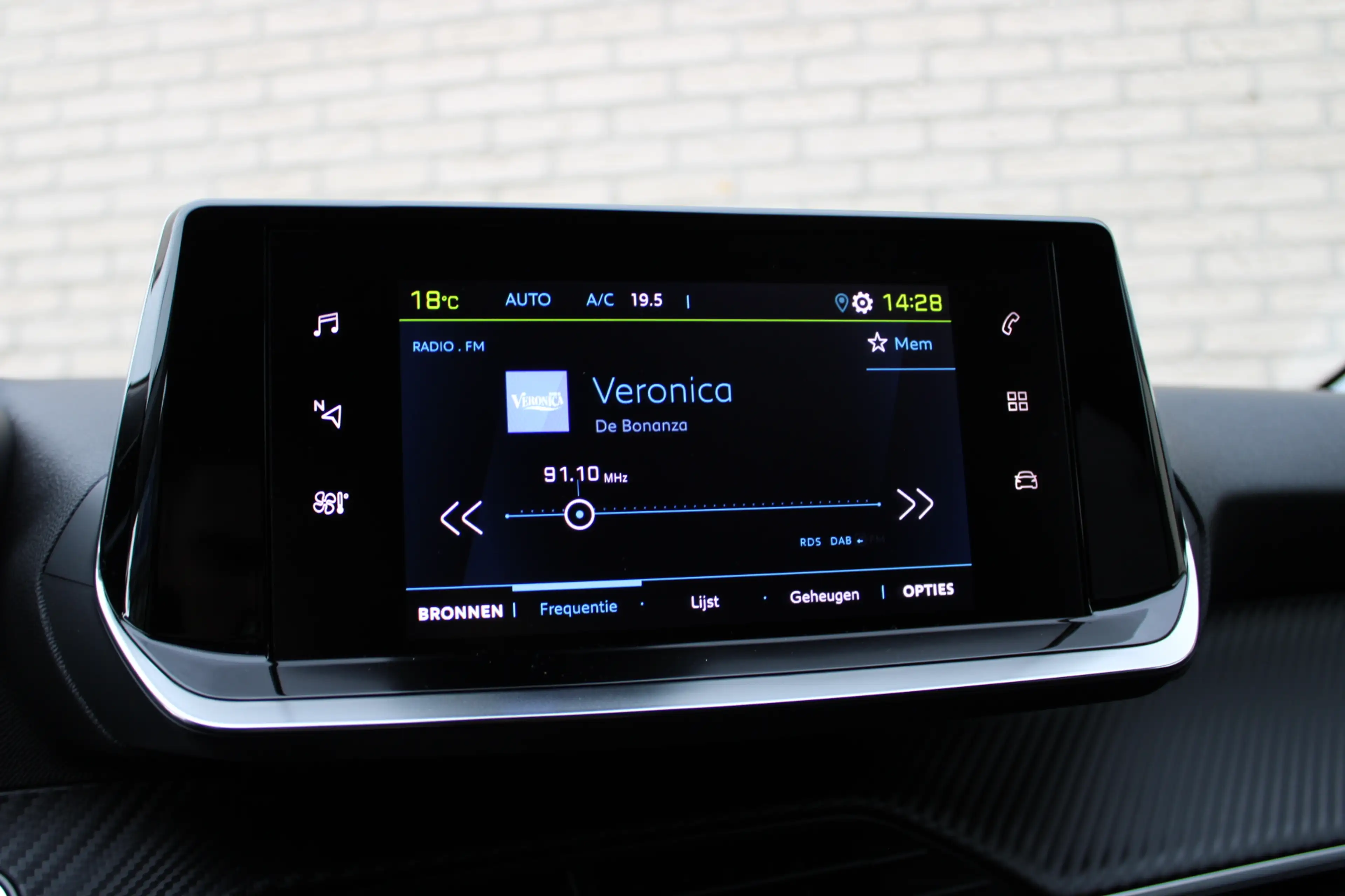 Peugeot e-208 EV Active 50 kWh | Cruise control | Carplay | Stoe — photo 16