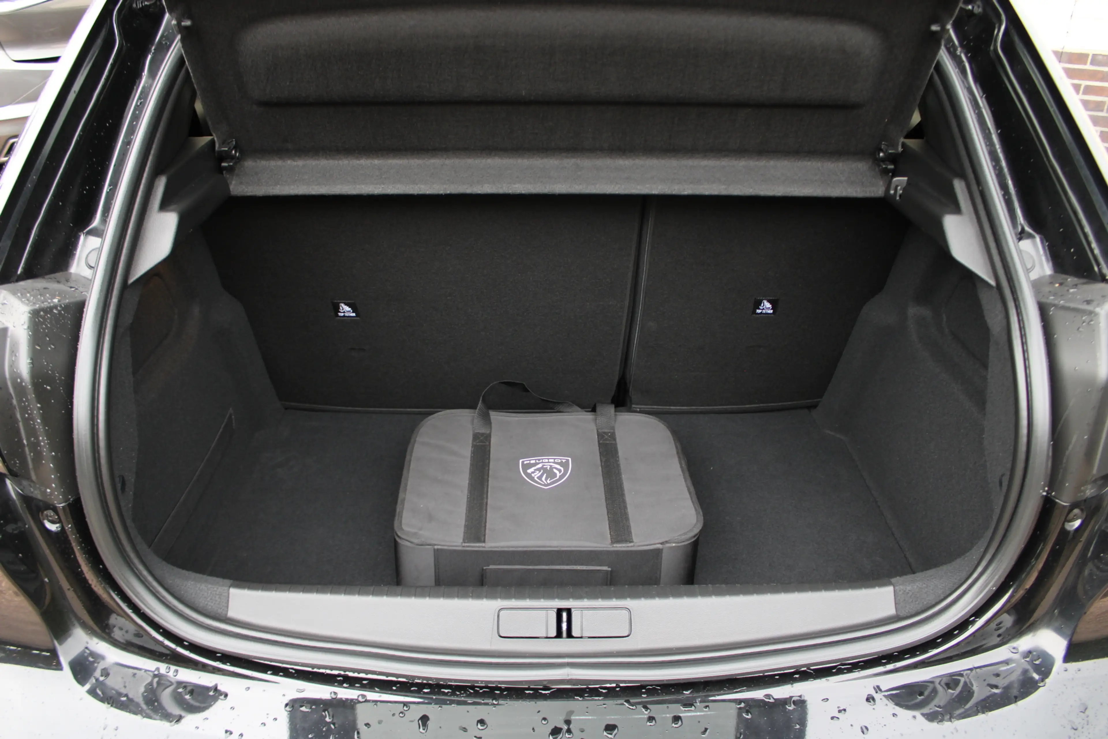 Peugeot e-208 EV Active 50 kWh | Cruise control | Carplay | Stoe — photo 28