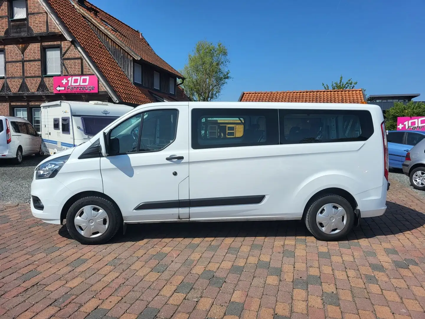 Ford Transit Custom 320 L2 Trend, 1.Hand, 9-Sitzer White - 2