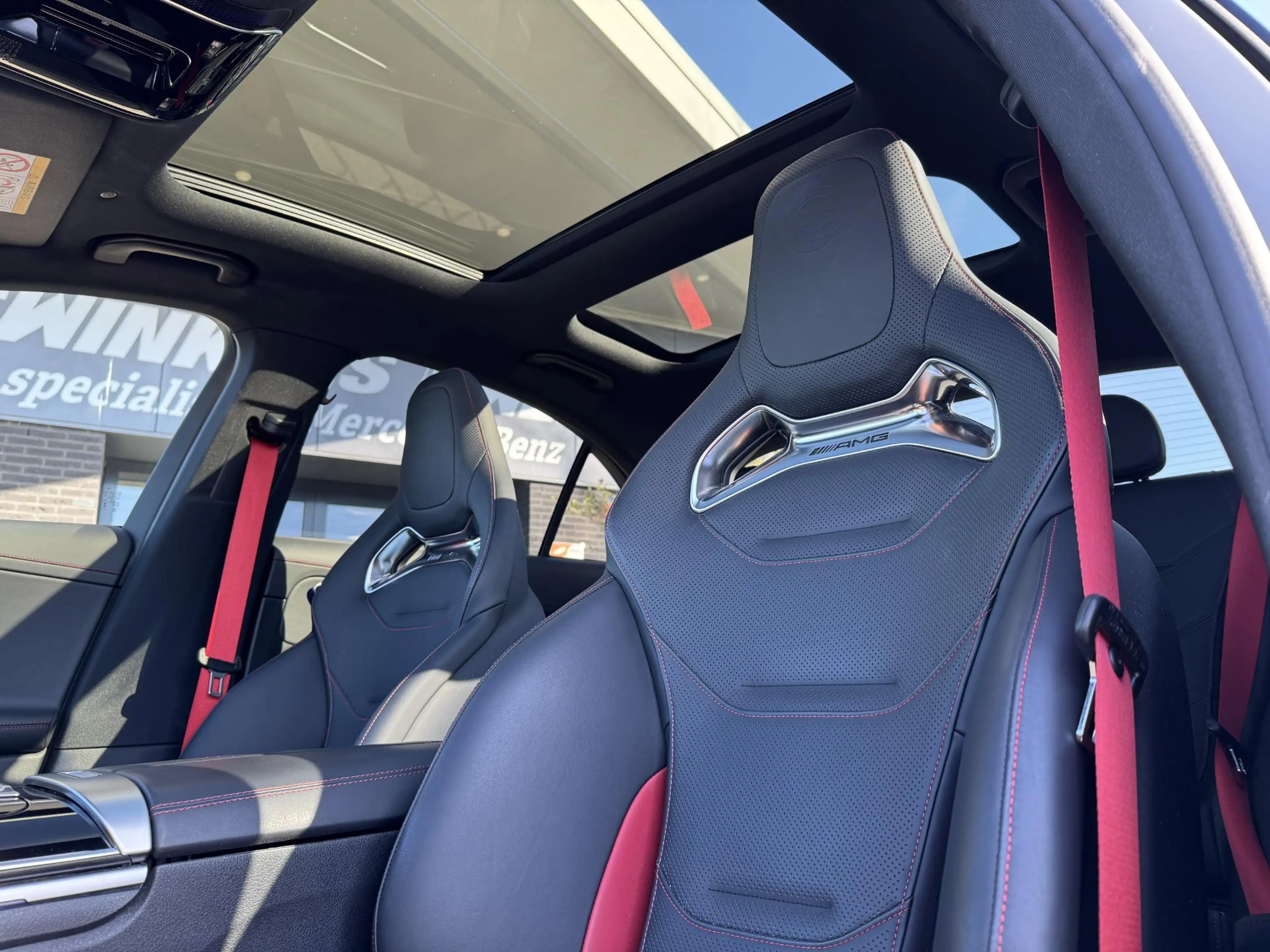 Mercedes-Benz C 63 AMG S E Performance — photo 12