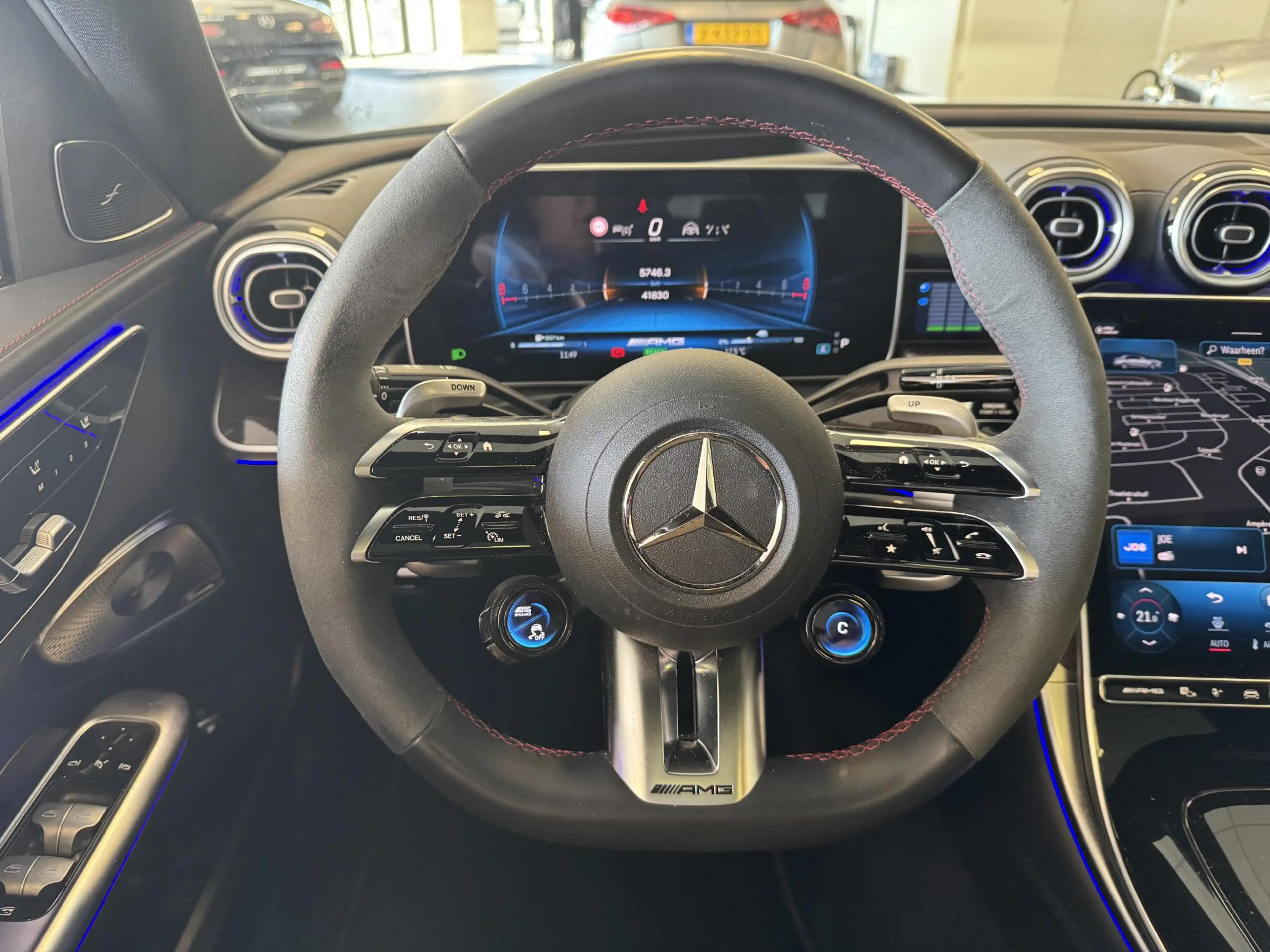 Mercedes-Benz C 63 AMG S E Performance — photo 7