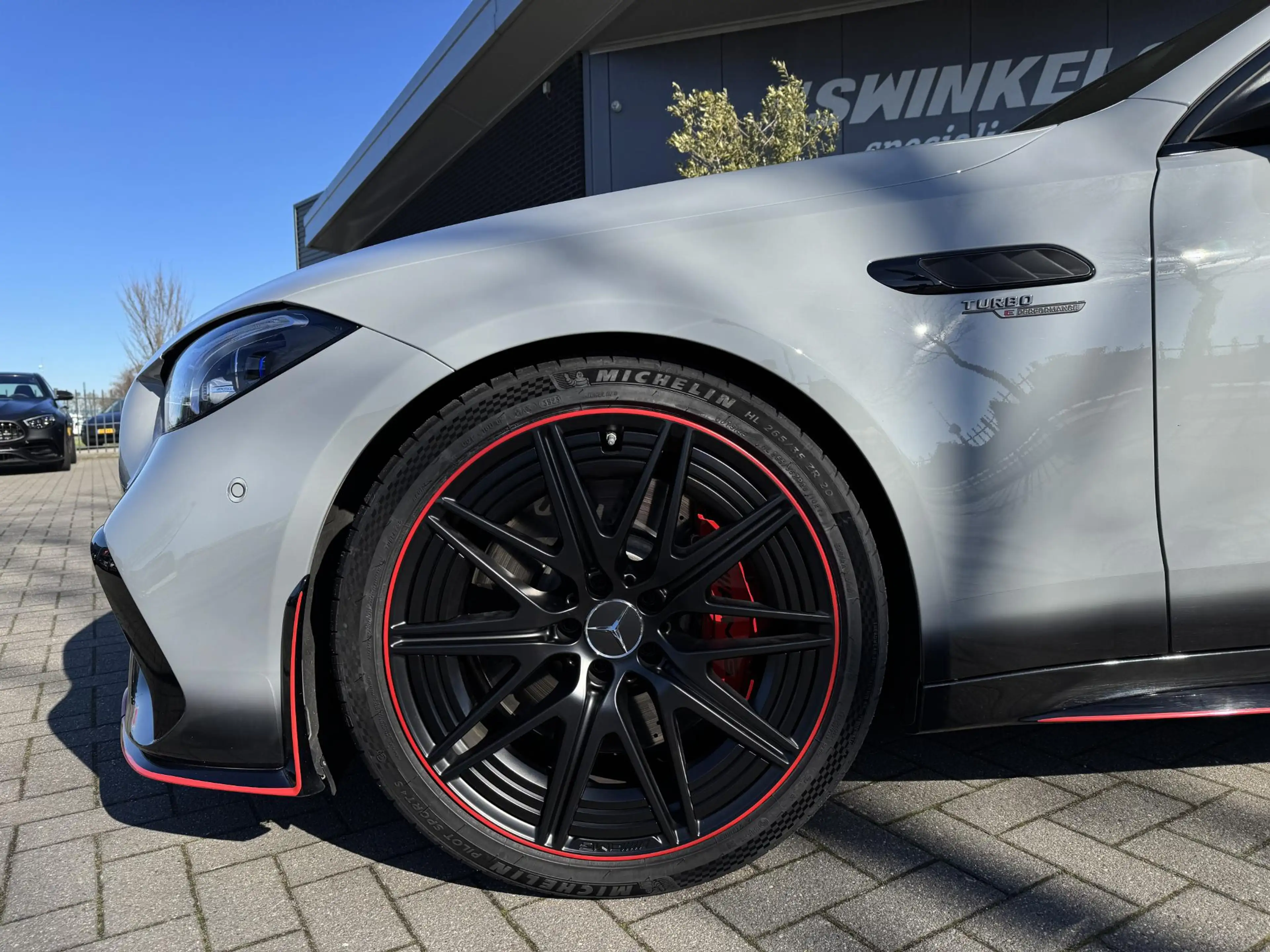 Mercedes-Benz C 63 AMG S E Performance — photo 4