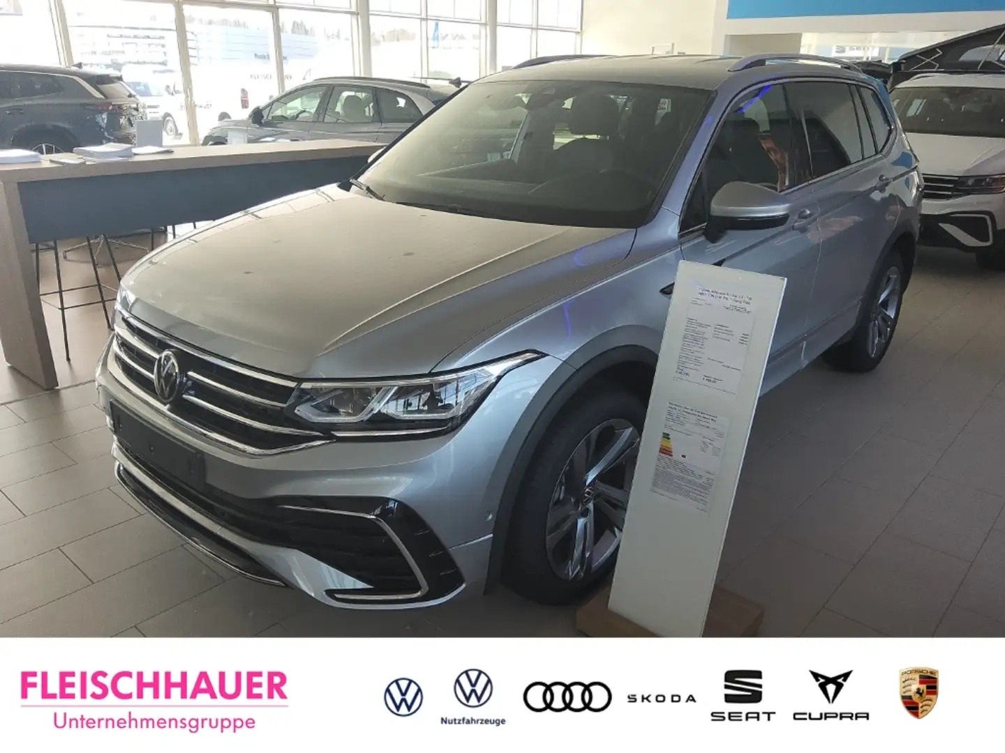 Volkswagen Tiguan Allspace 4Motion R-Line EU6d 2.0 TDI LED AHK Navi Rückfahrk Silber - 1