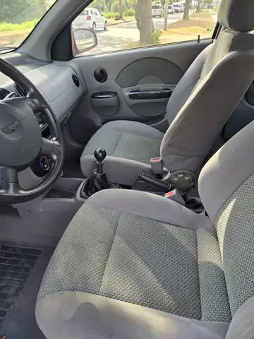 Daewoo Kalos view 5