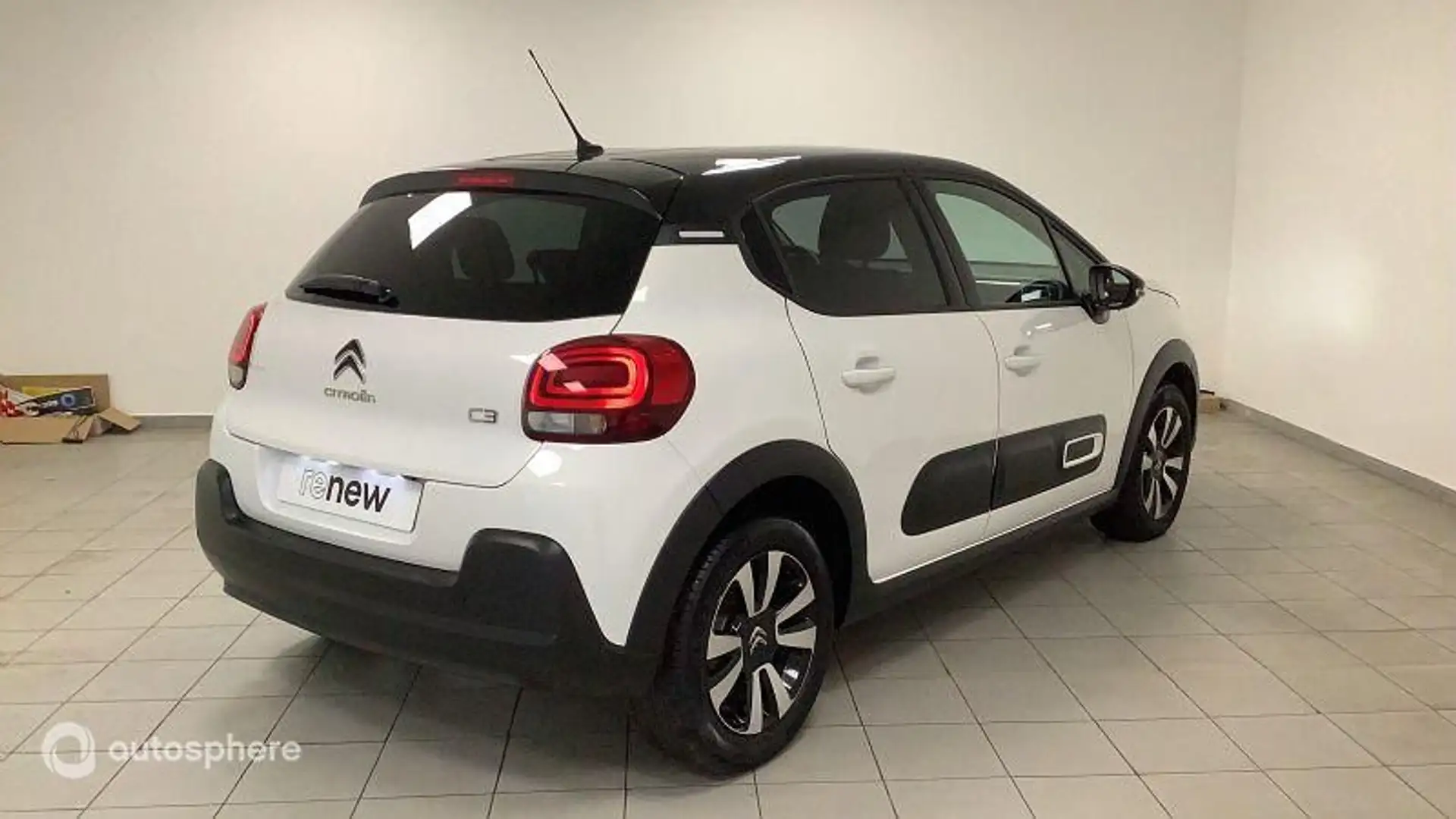 Citroen C3 1.2 PureTech 110ch S\u0026S Shine 120-123g - 2