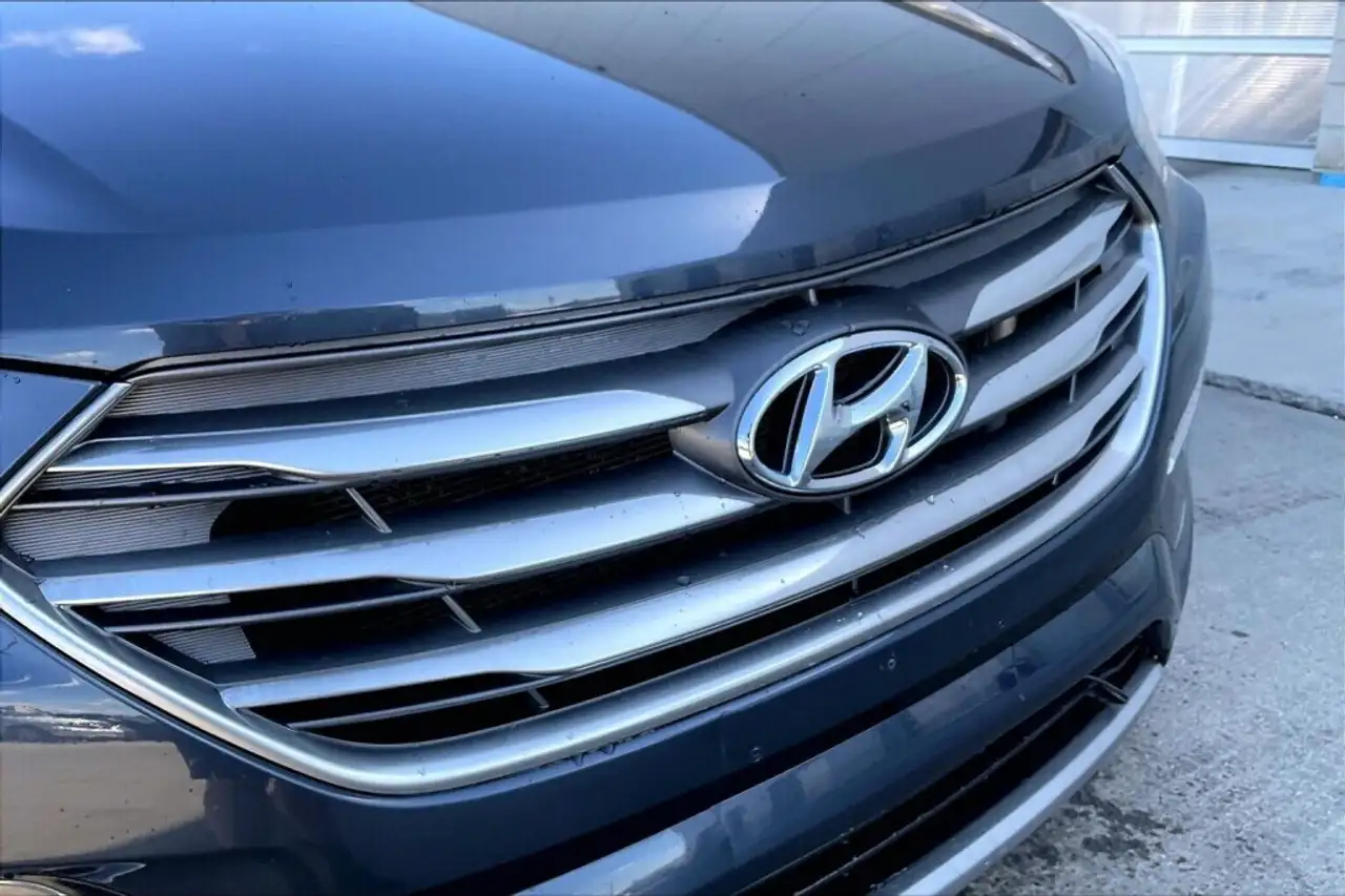 Hyundai SANTA FE снимка Hyundai SANTA FE