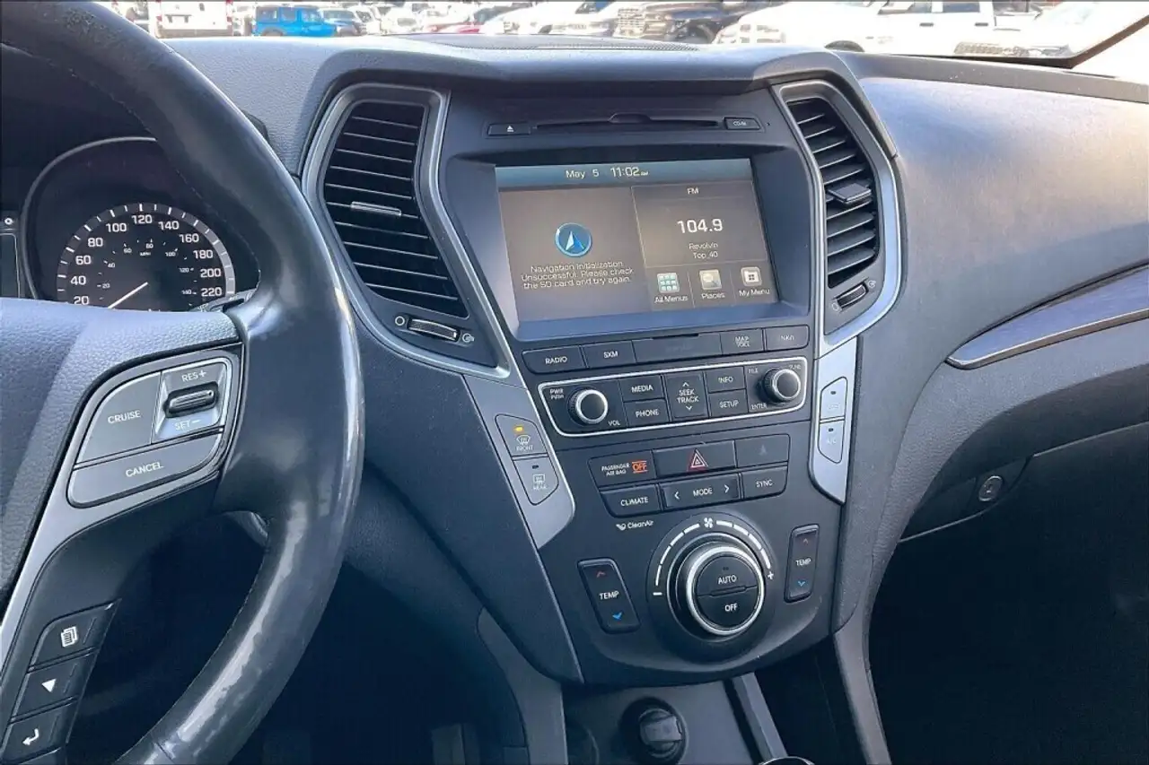 Hyundai SANTA FE снимка Hyundai SANTA FE