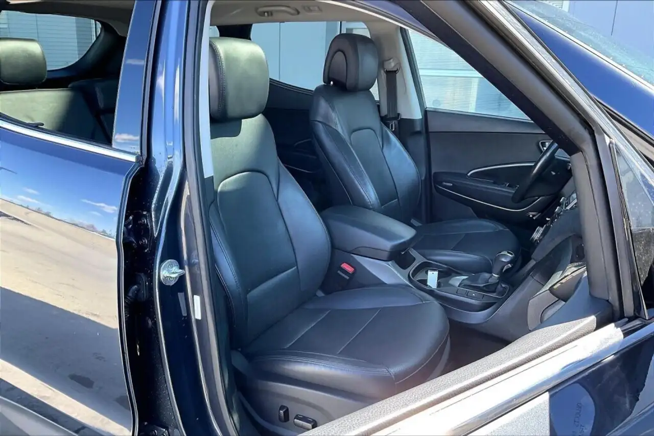 Hyundai SANTA FE снимка Hyundai SANTA FE