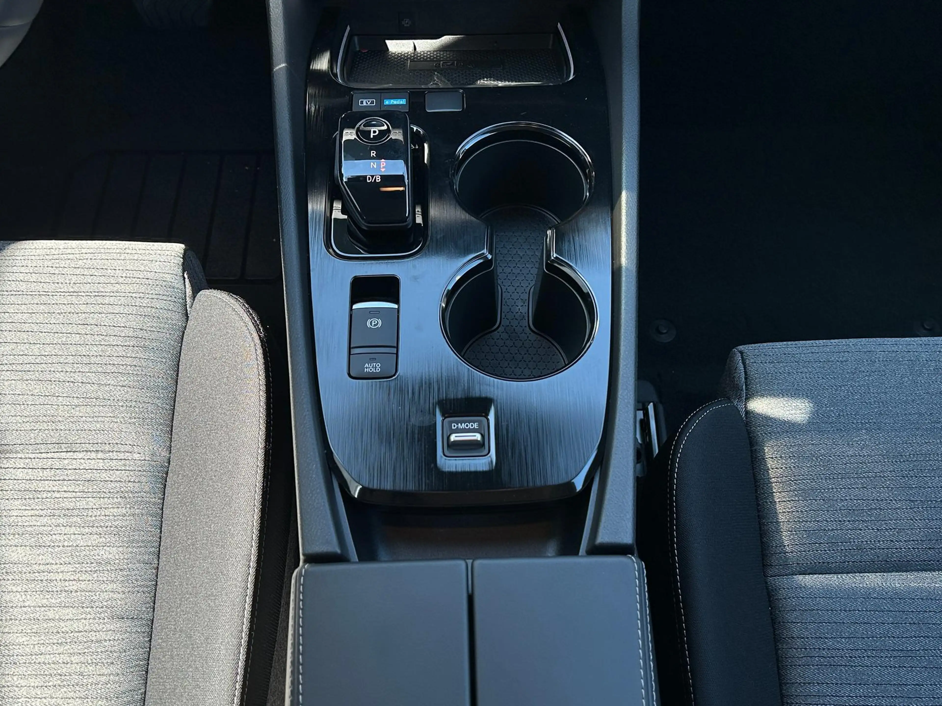 Nissan X-Trail N-Connecta 1.5l e-POWER AT Android Auto*Navi*SHZ*3 — photo 11
