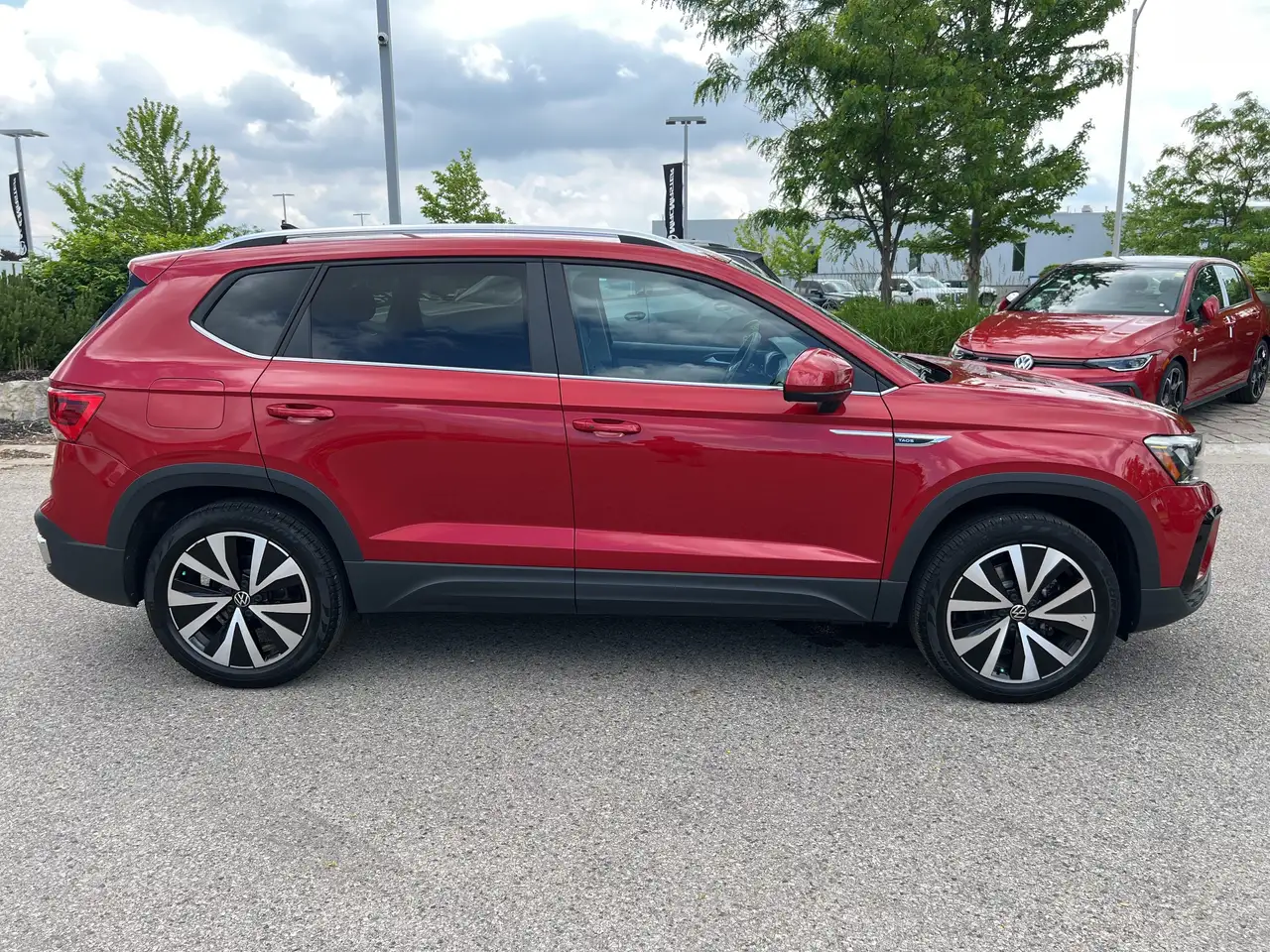 Volkswagen Taos снимка Volkswagen Taos