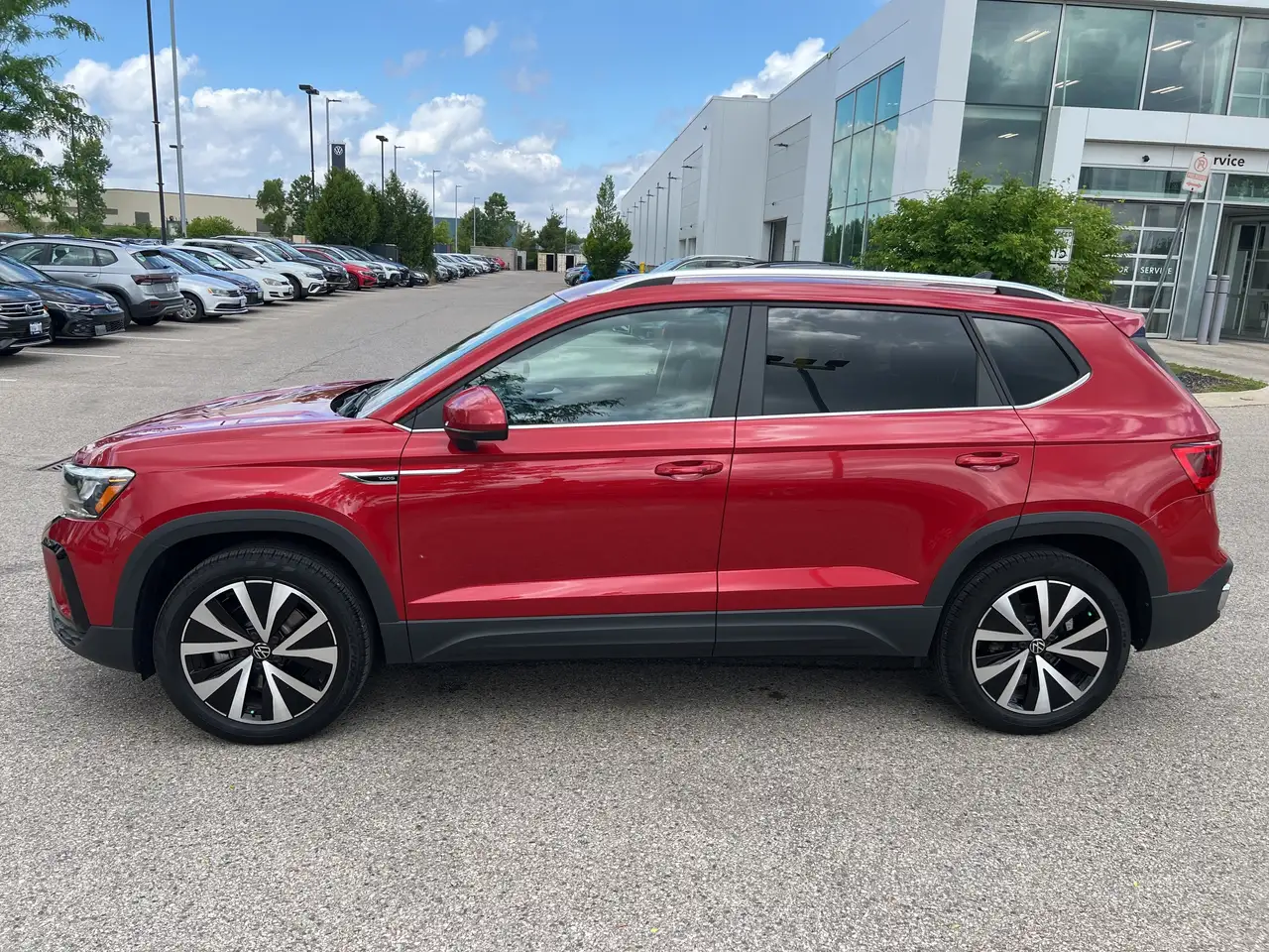 Volkswagen Taos снимка Volkswagen Taos