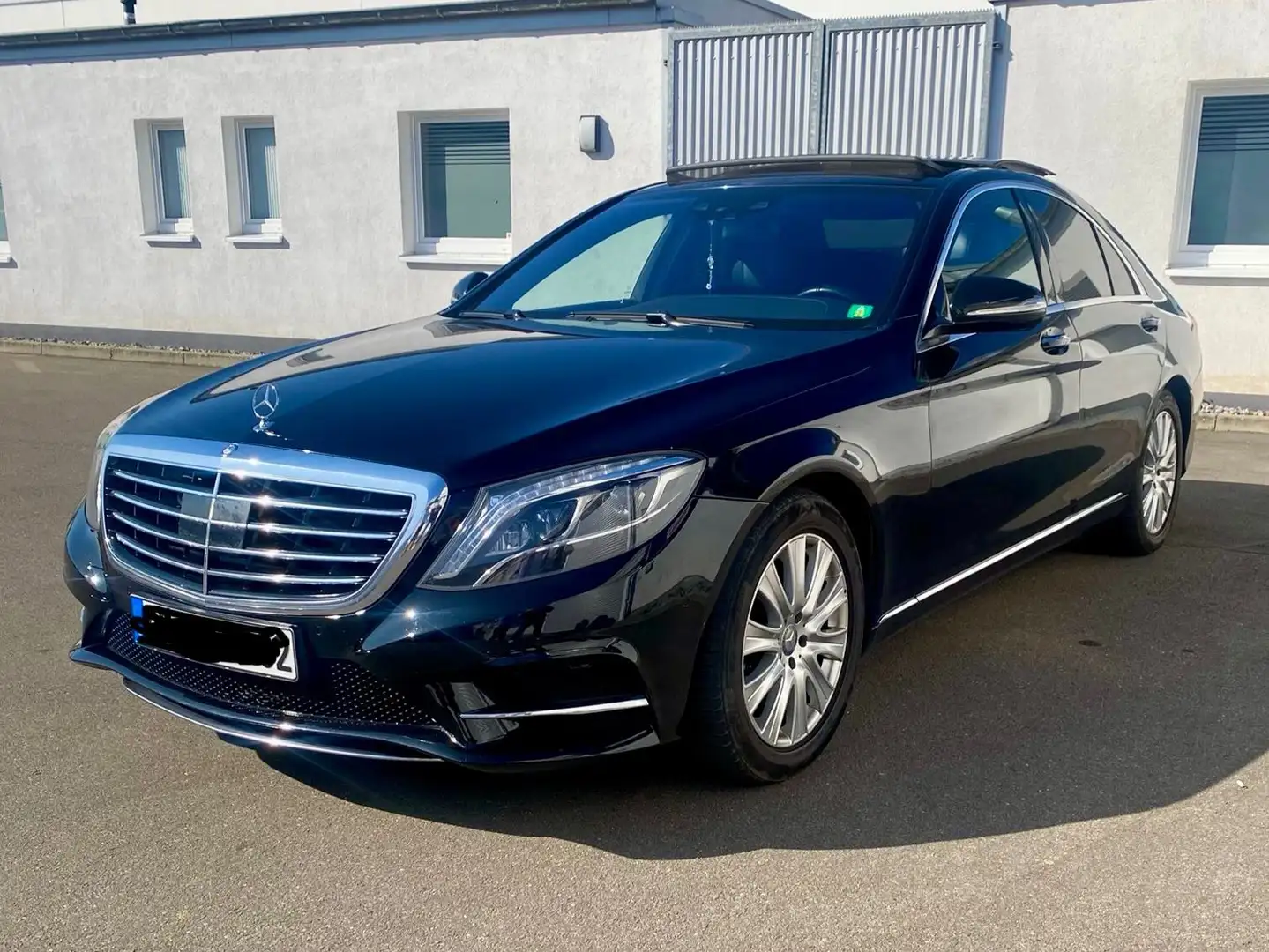 Mercedes-Benz S 350 S 350 (BlueTEC) d 4Matic 7G-TRONIC Schwarz - 1