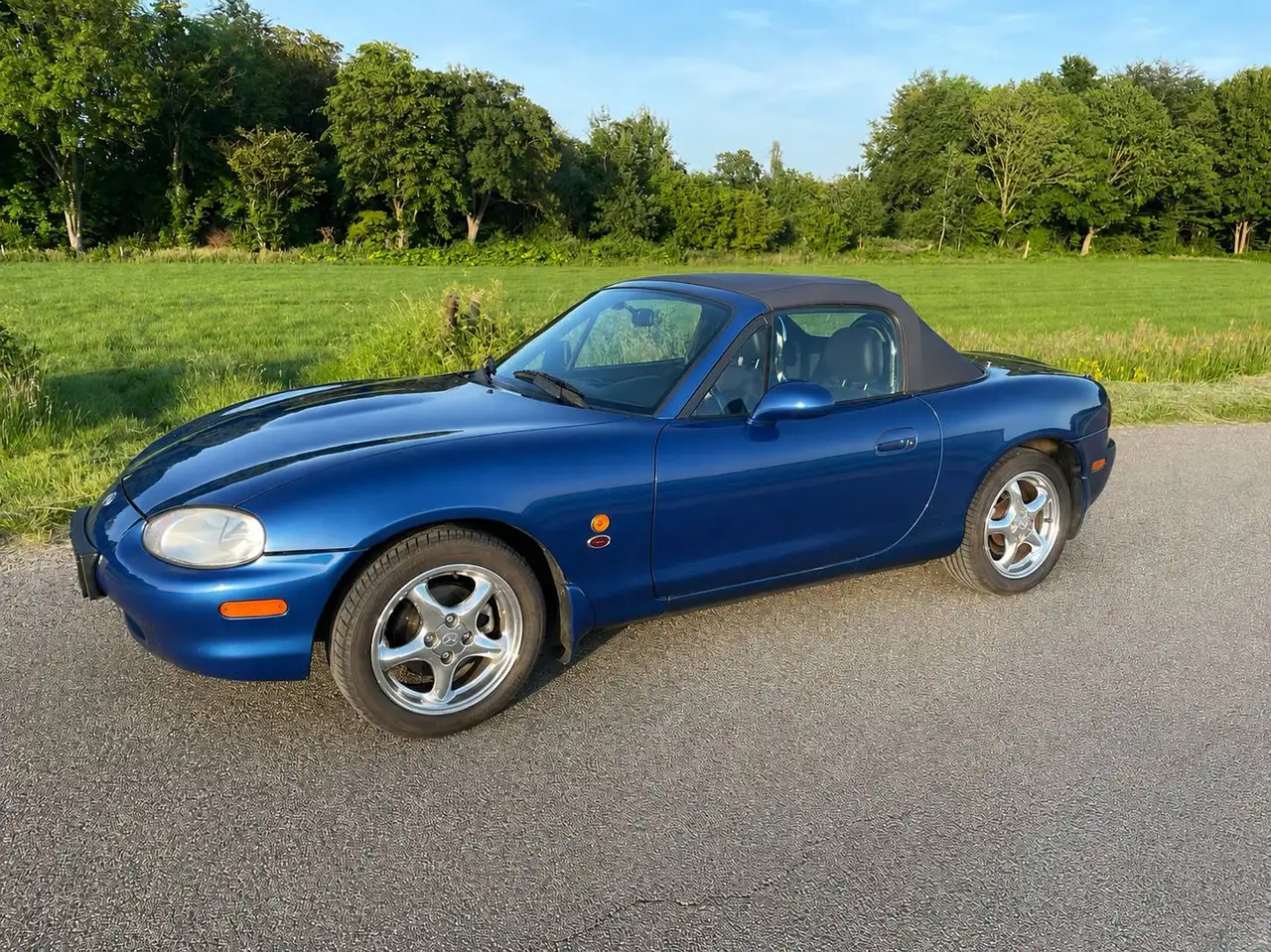 Mazda MX-5 10th Anniversary Edition, foto 1