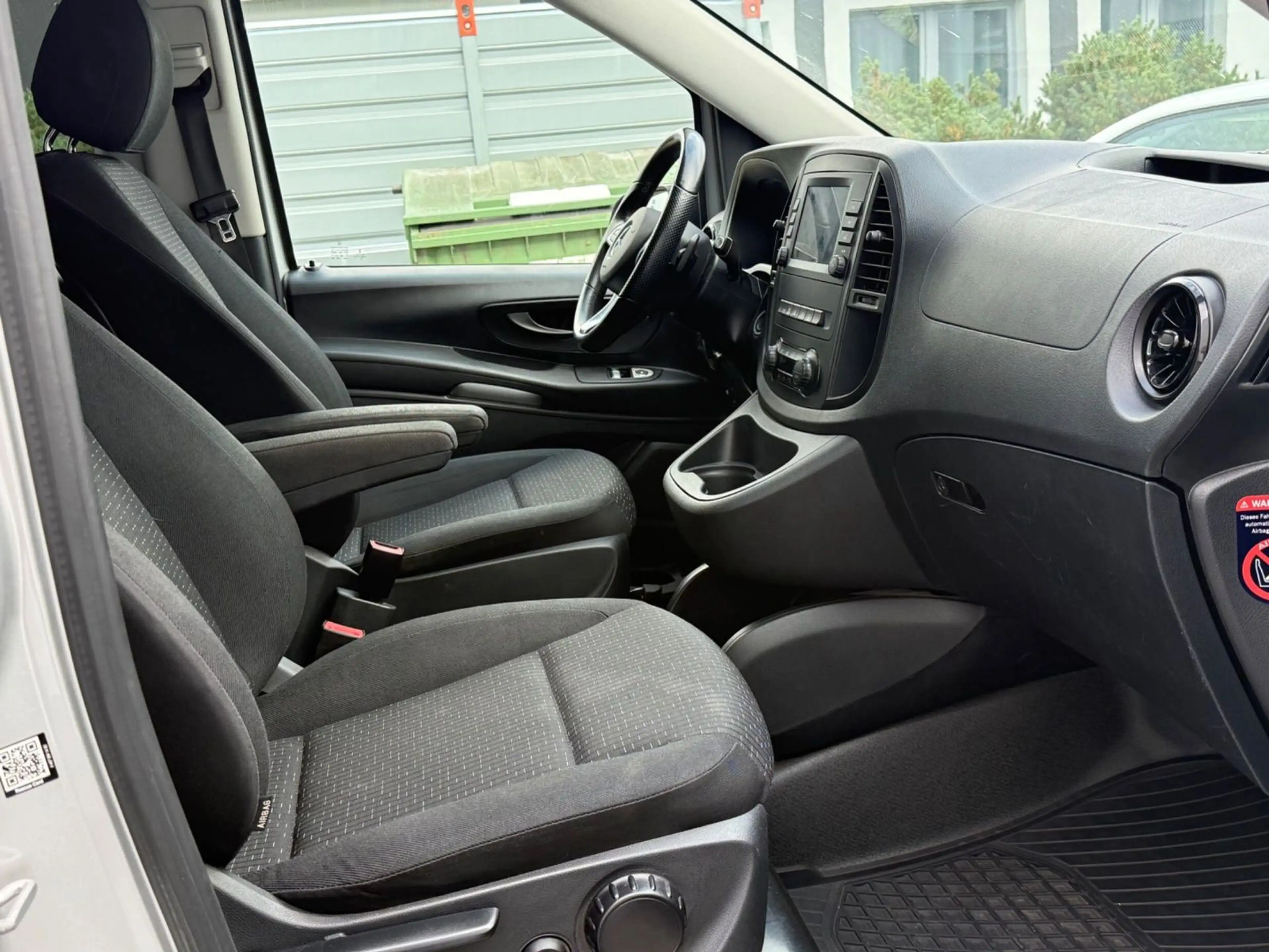 Mercedes-Benz Vito Mixto 119 CDI 4x4 lang Iglhaut Umbau — photo 14