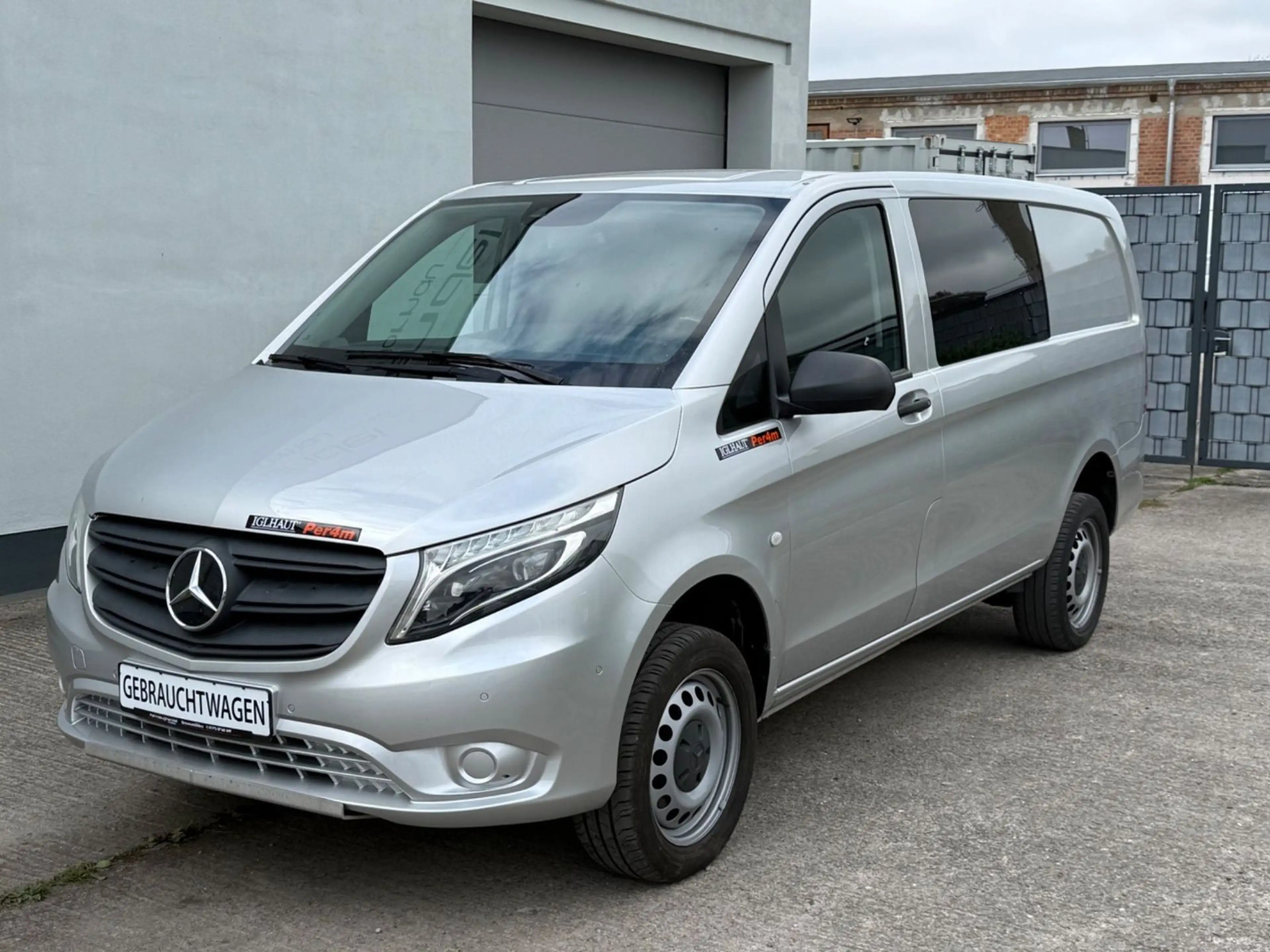 Mercedes-Benz Vito Mixto 119 CDI 4x4 lang Iglhaut Umbau