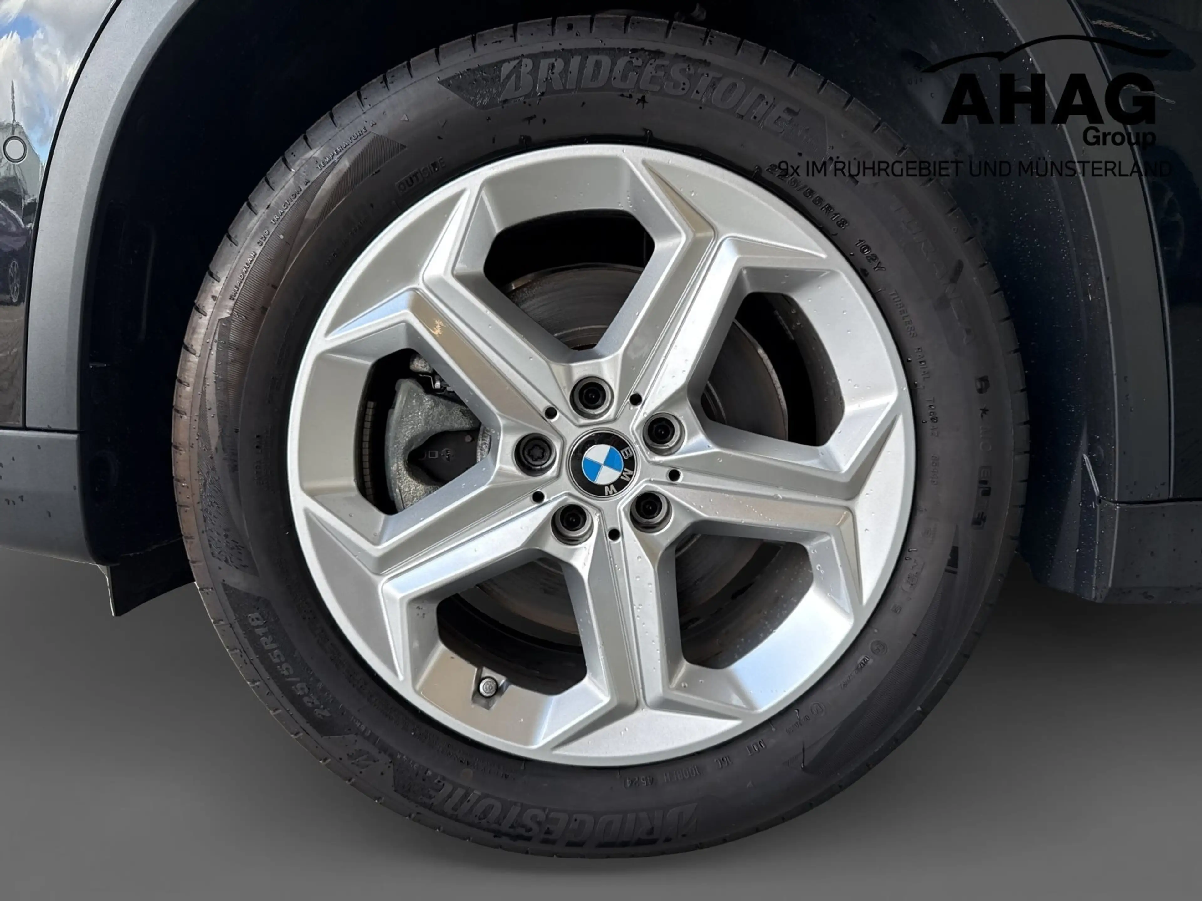 BMW X1 sDrive20i AHK Pano H/K HuD 360° Driv.Prof — photo 12