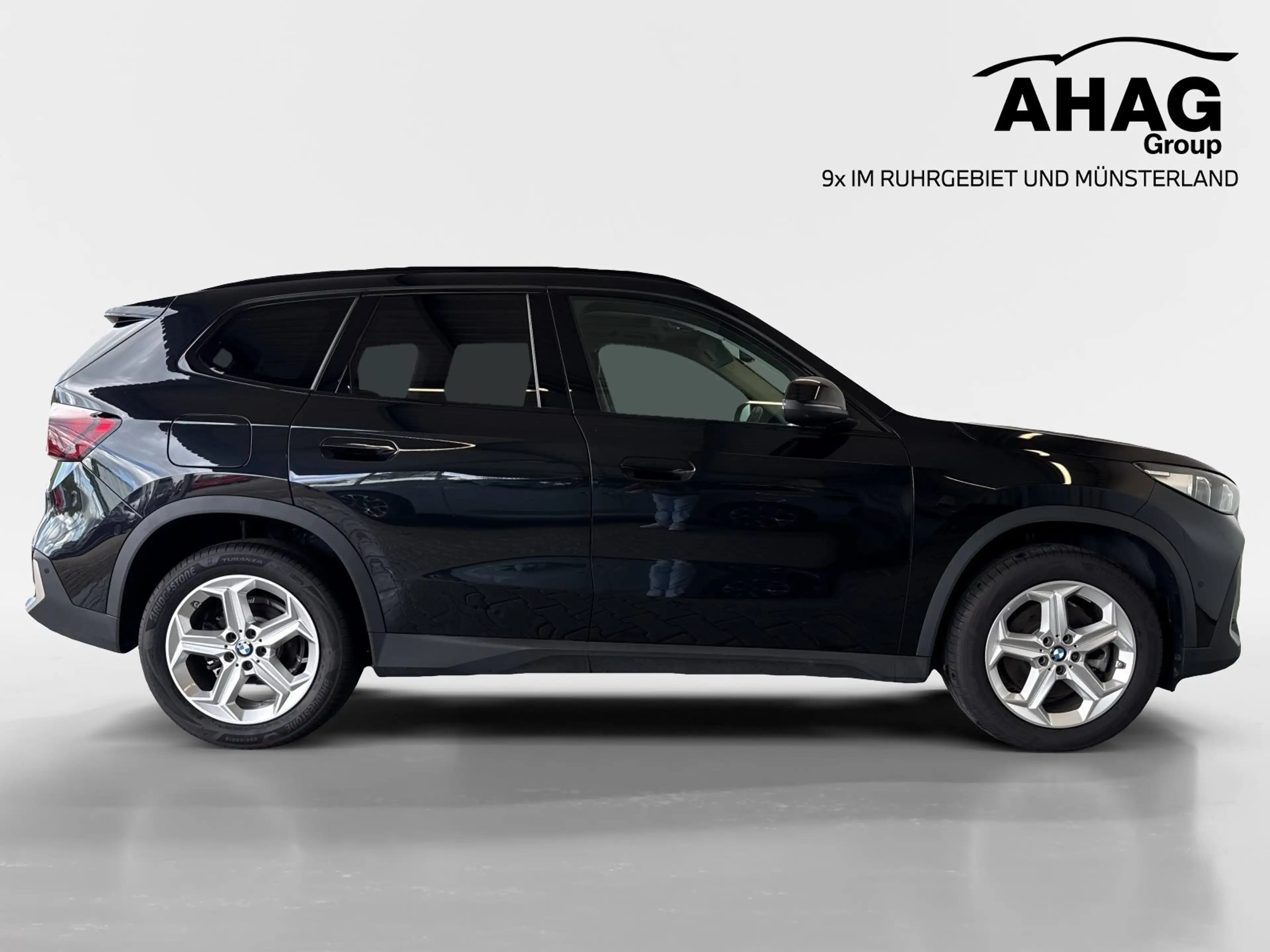 BMW X1 sDrive20i AHK Pano H/K HuD 360° Driv.Prof — photo 3