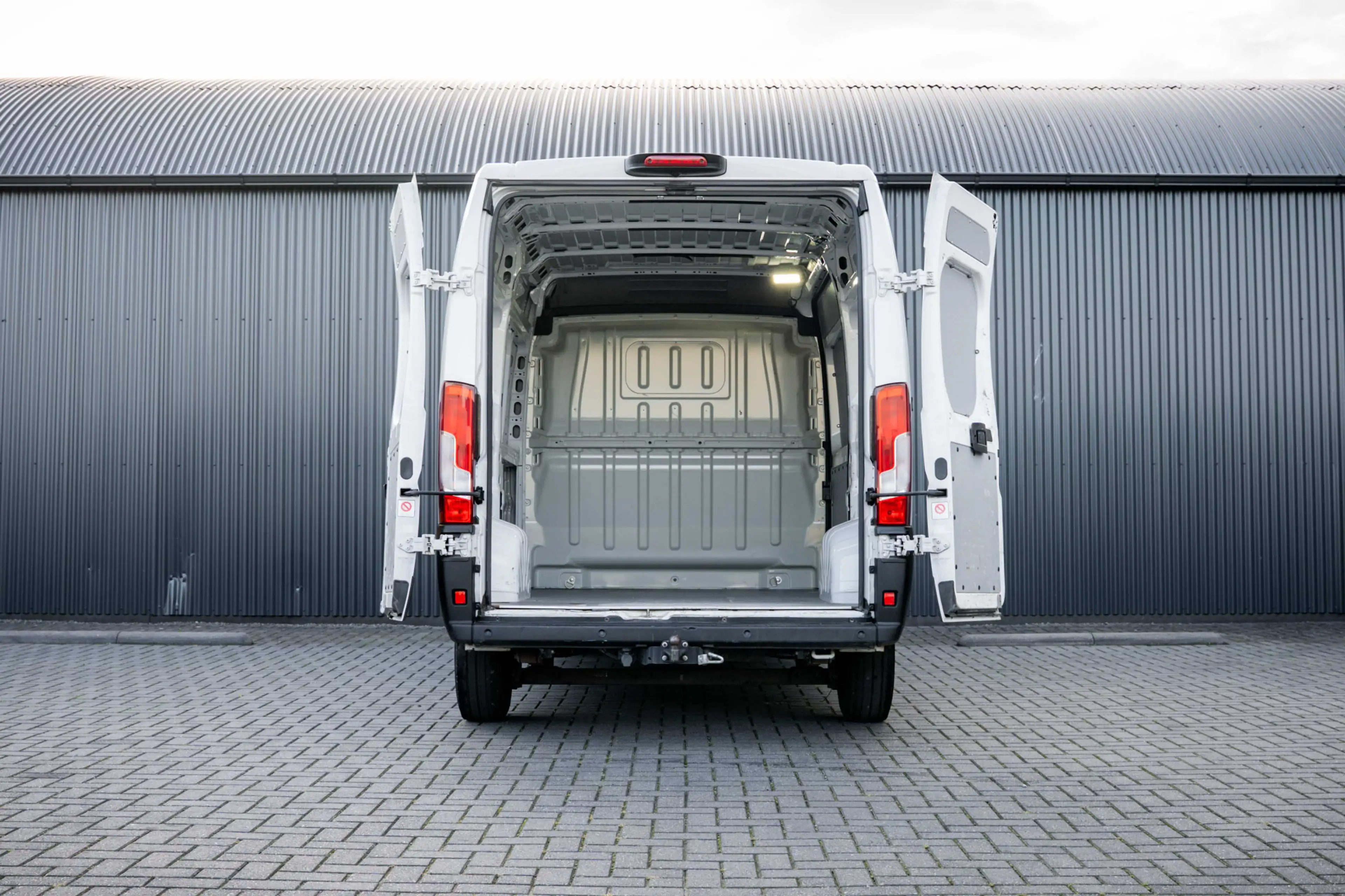 Opel Movano L2H2 | 140PK | 3-Zits | Camera | Carplay | Cruise — photo 9
