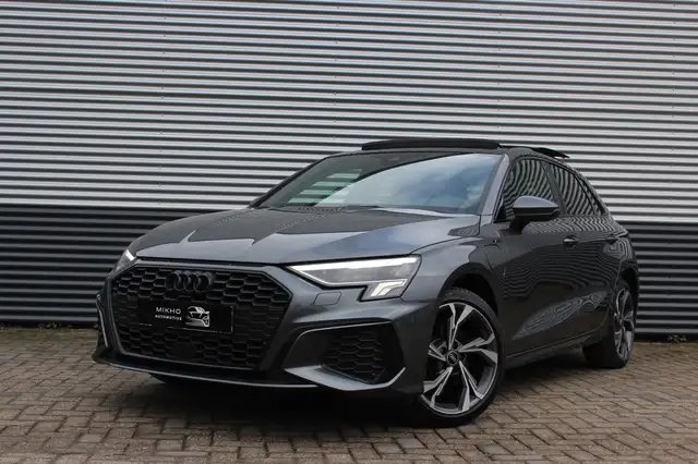 Audi A3 Sportback 40 TFSIe | 3x S-Line | Panoramadak | RS