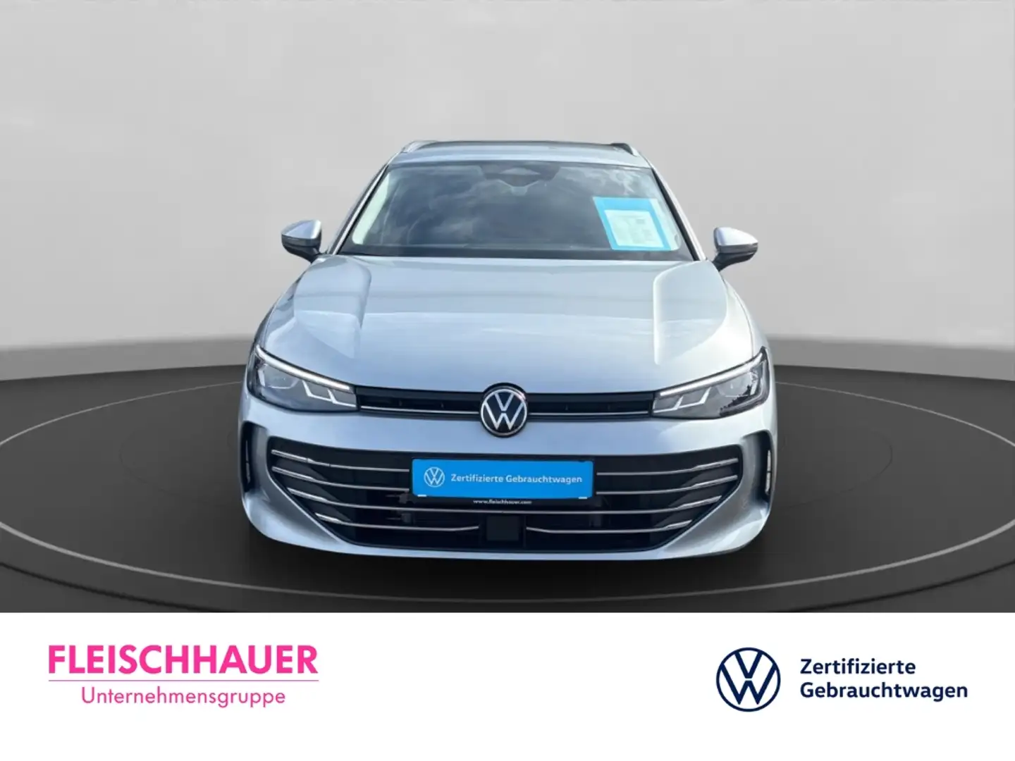 Volkswagen Passat 1.5 TSI eHybrid Business DSG+NAVI+ACC+AHK Silber - 2