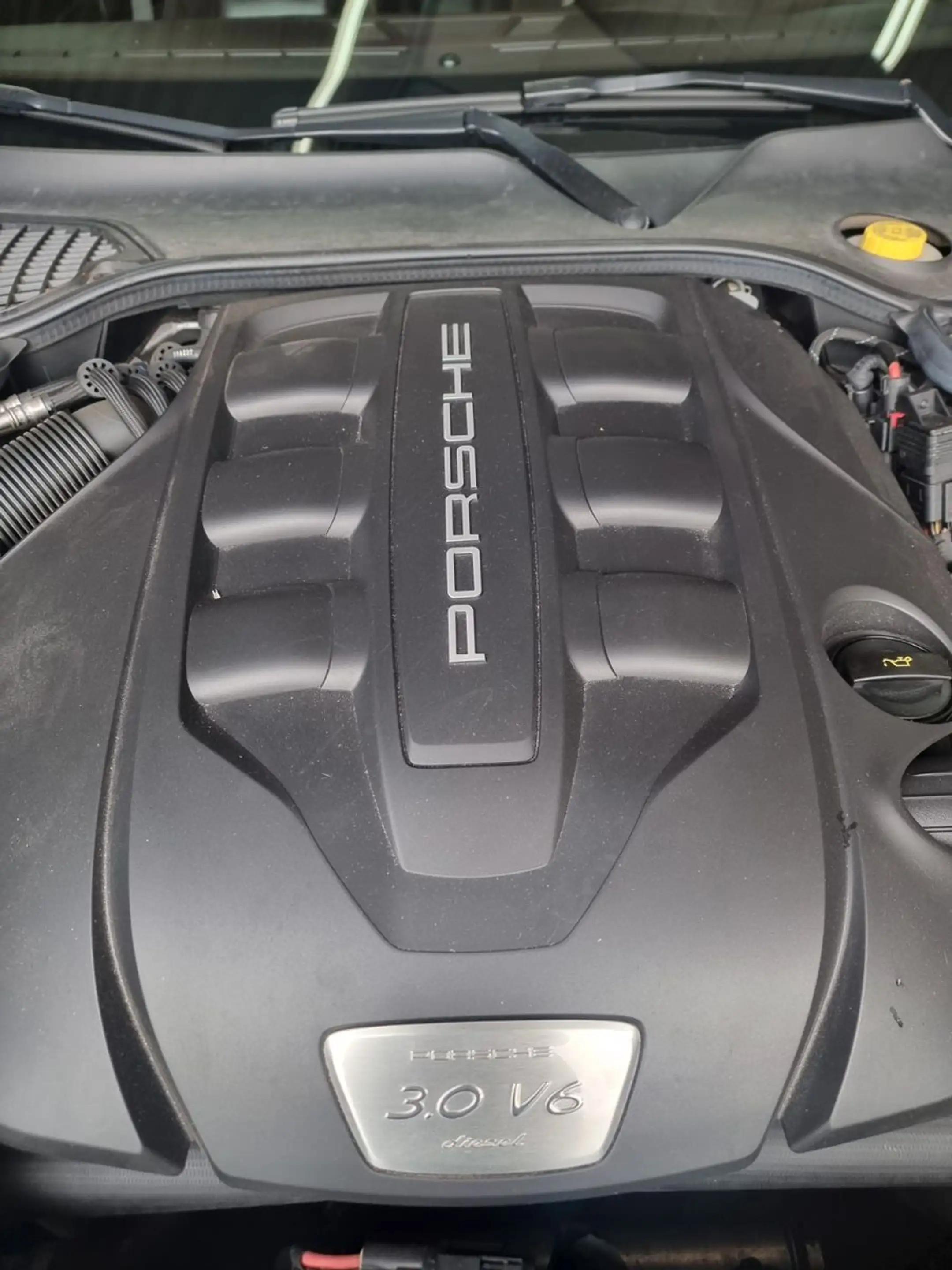 Porsche Panamera Diesel V6 TDI — photo 15