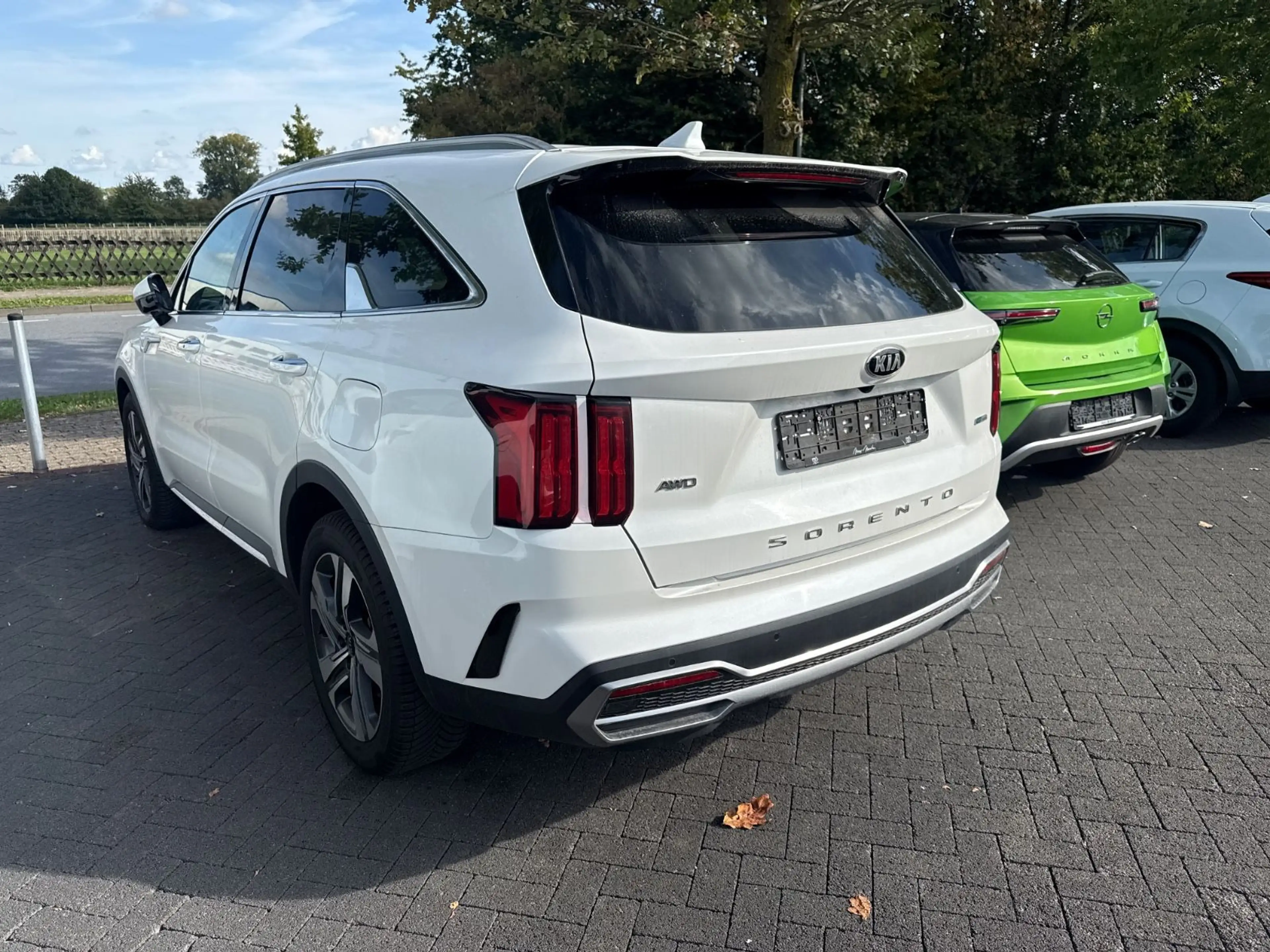 Kia Sorento Spirit 4WD Plug-In Hybrid — photo 2