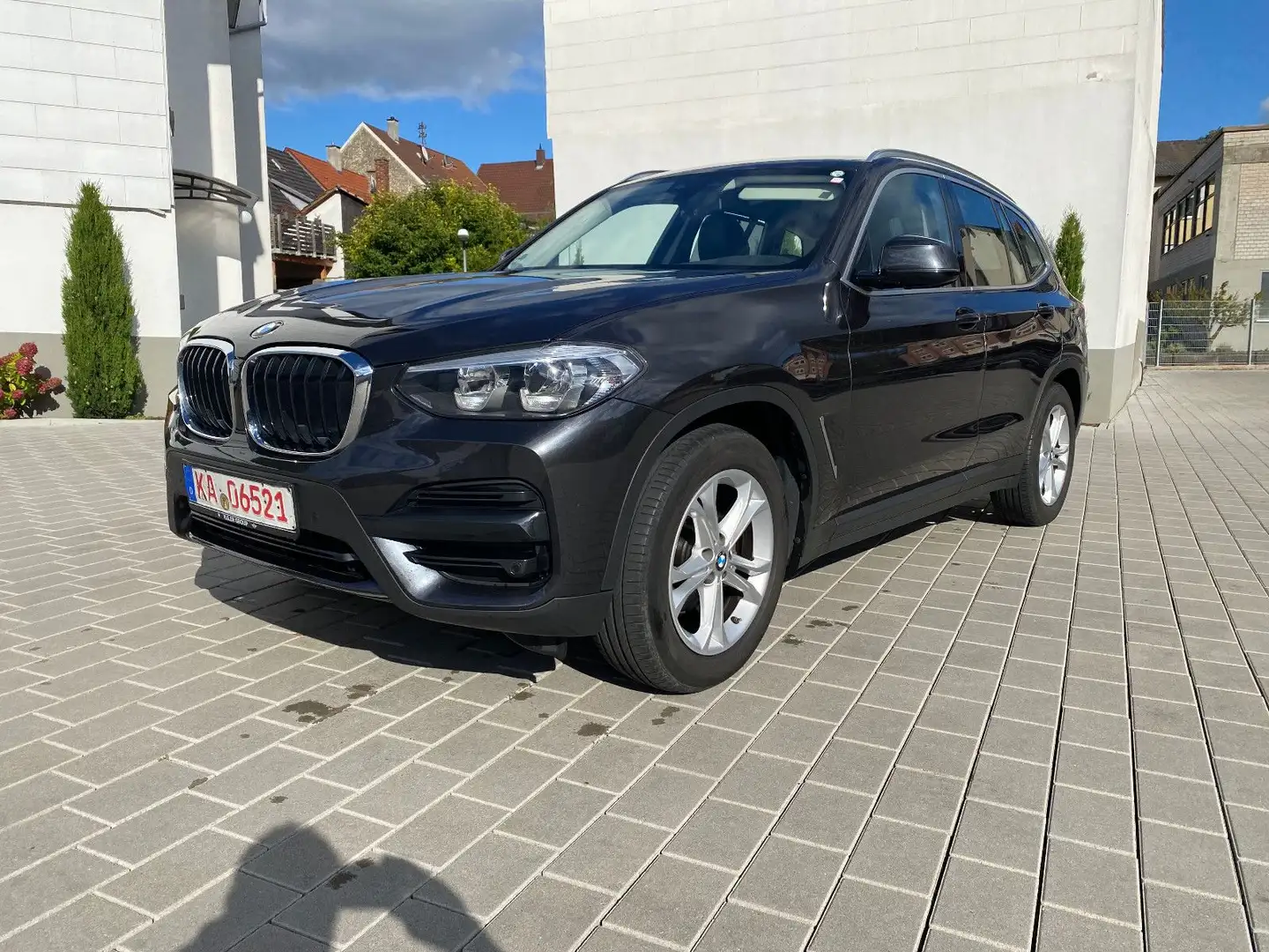 BMW X3 xDrive 20d SPORT-SZ/AHK/FINELINE/18"ALU/XL Grau - 1