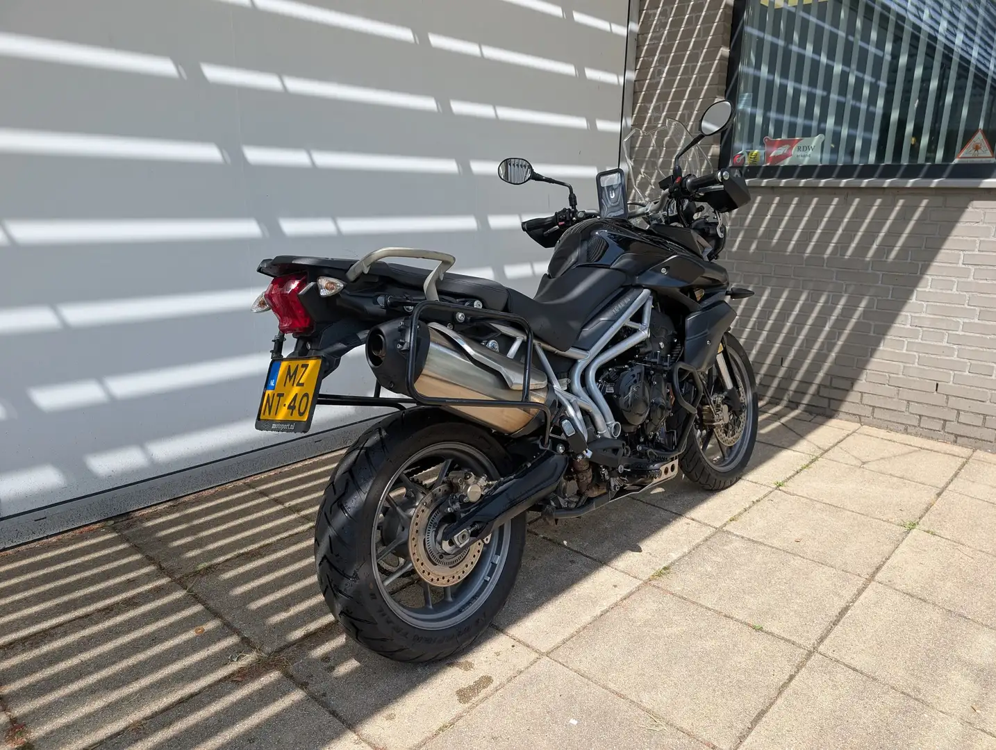 Triumph Tiger 800 Grijs - 2