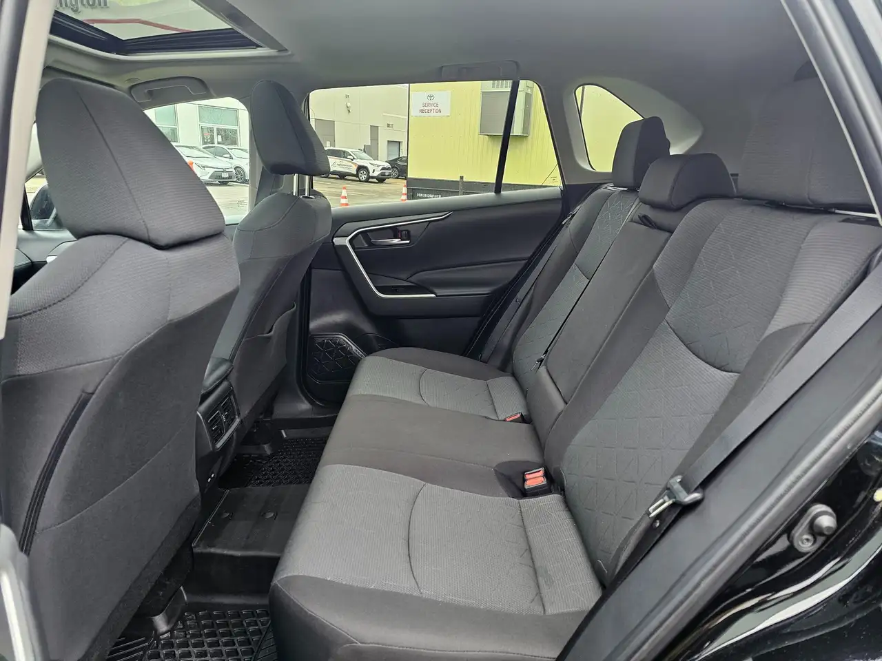 Toyota RAV 4 снимка Toyota RAV 4