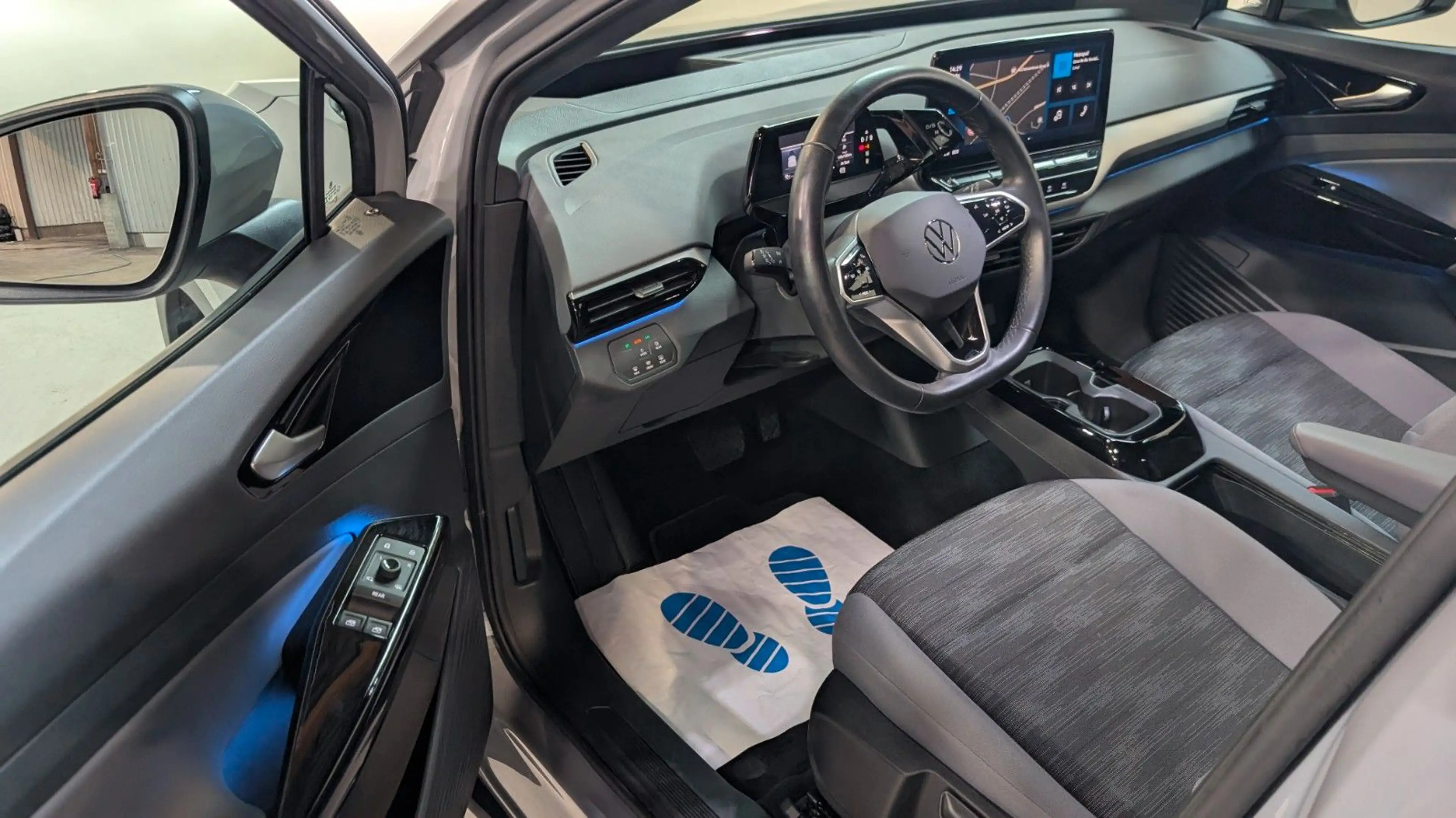Volkswagen ID.4 Pro Performance 150kW ACC*LANE*KAM*HUD*AHK — photo 10