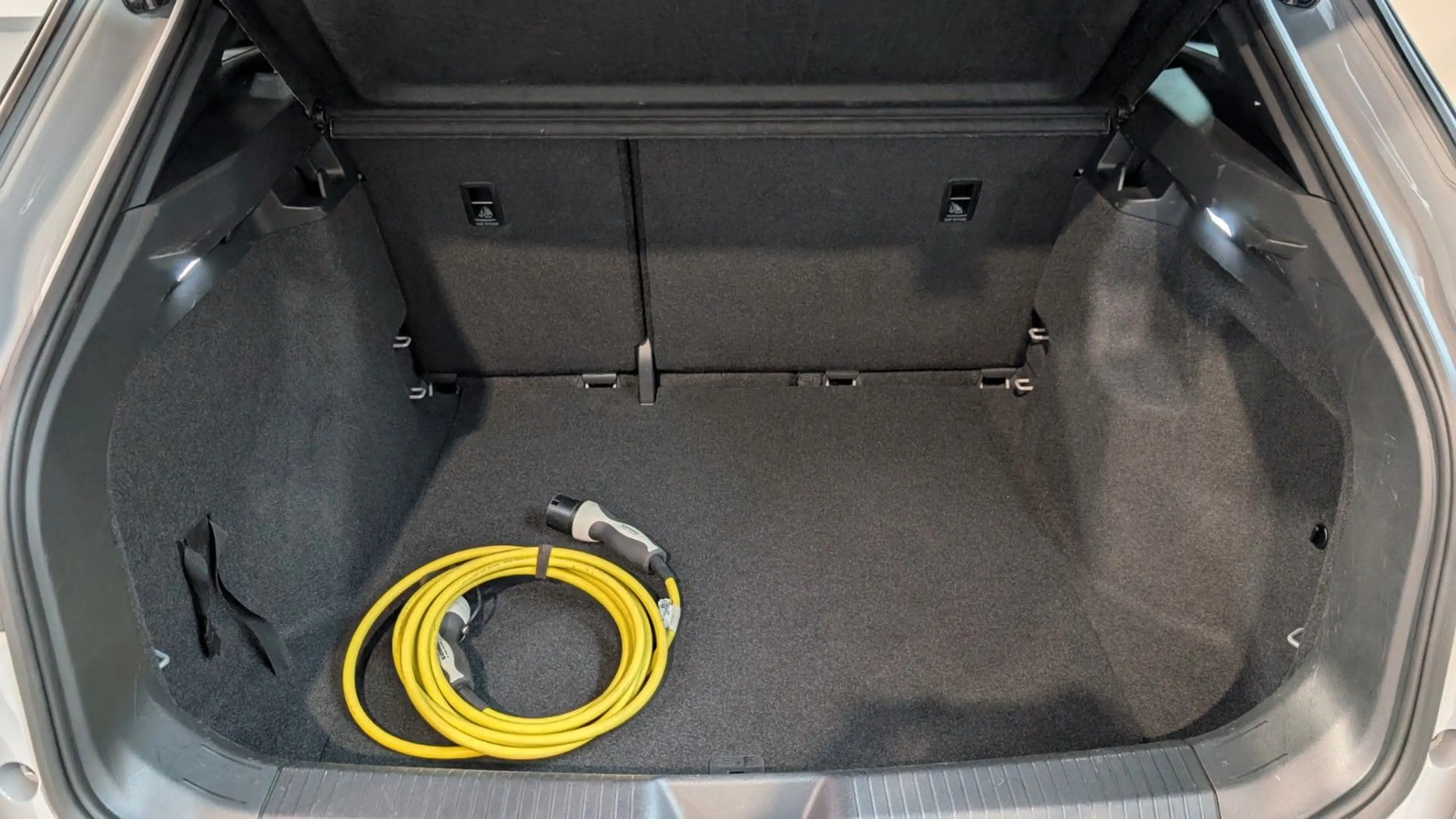 Volkswagen ID.4 Pro Performance 150kW ACC*LANE*KAM*HUD*AHK — photo 9