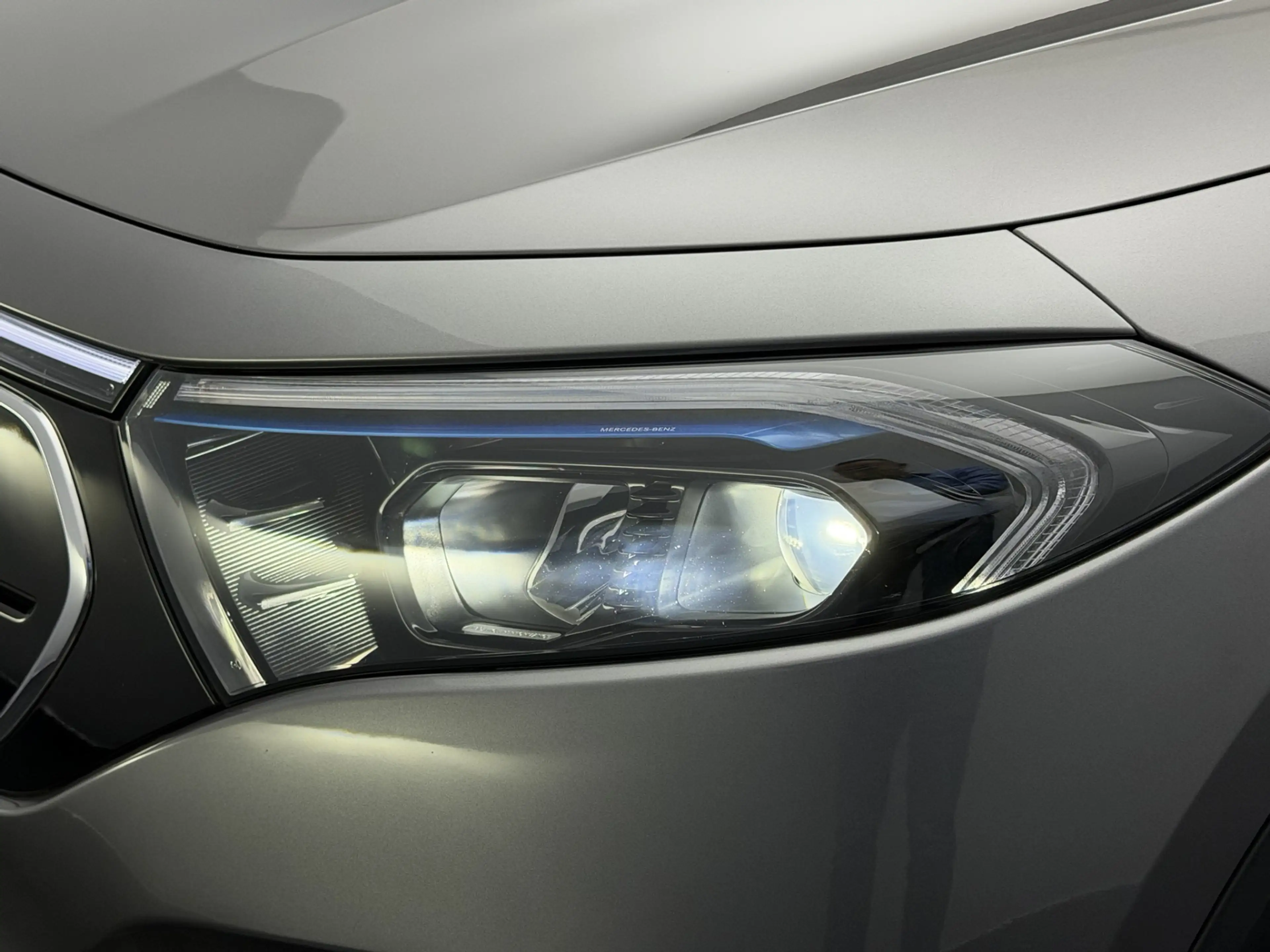 Mercedes-Benz EQA 250 Business Solution Luxury 67 kWh | LED | Sfeerverli — photo 10