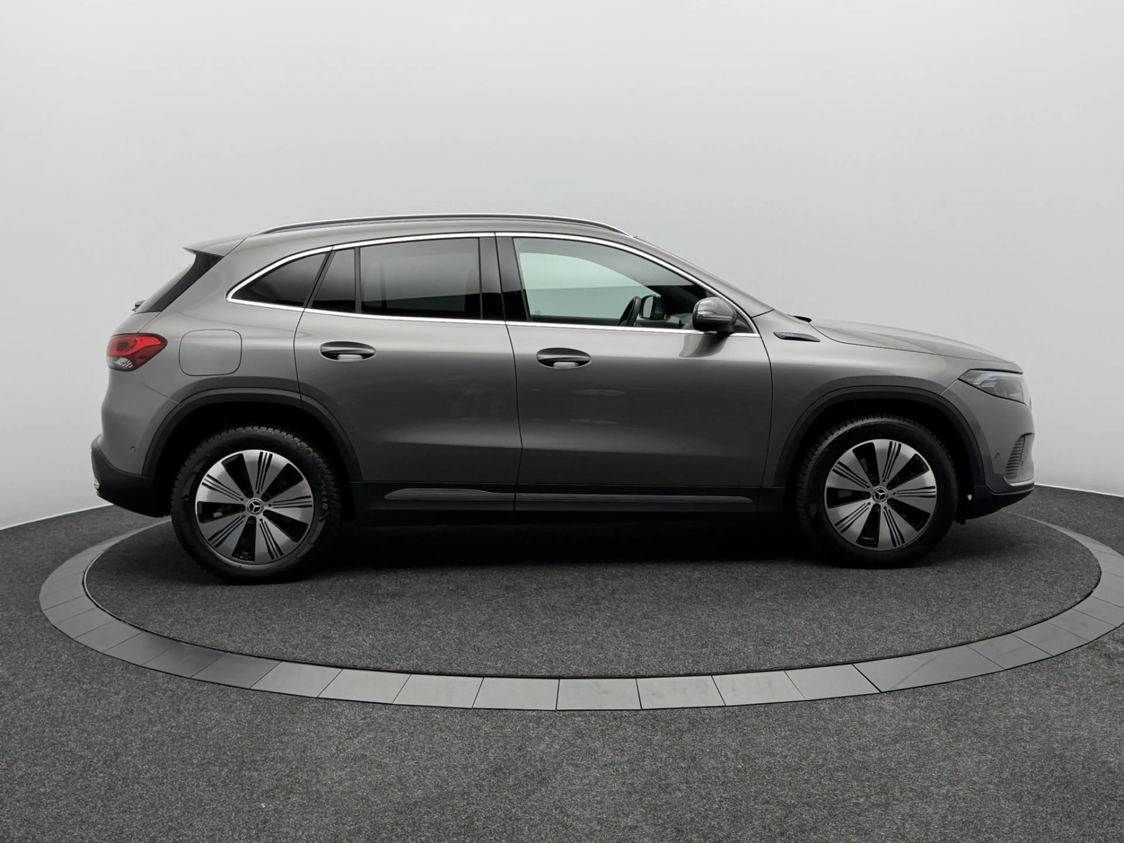 Mercedes-Benz EQA 250 Business Solution Luxury 67 kWh | LED | Sfeerverli — photo 11