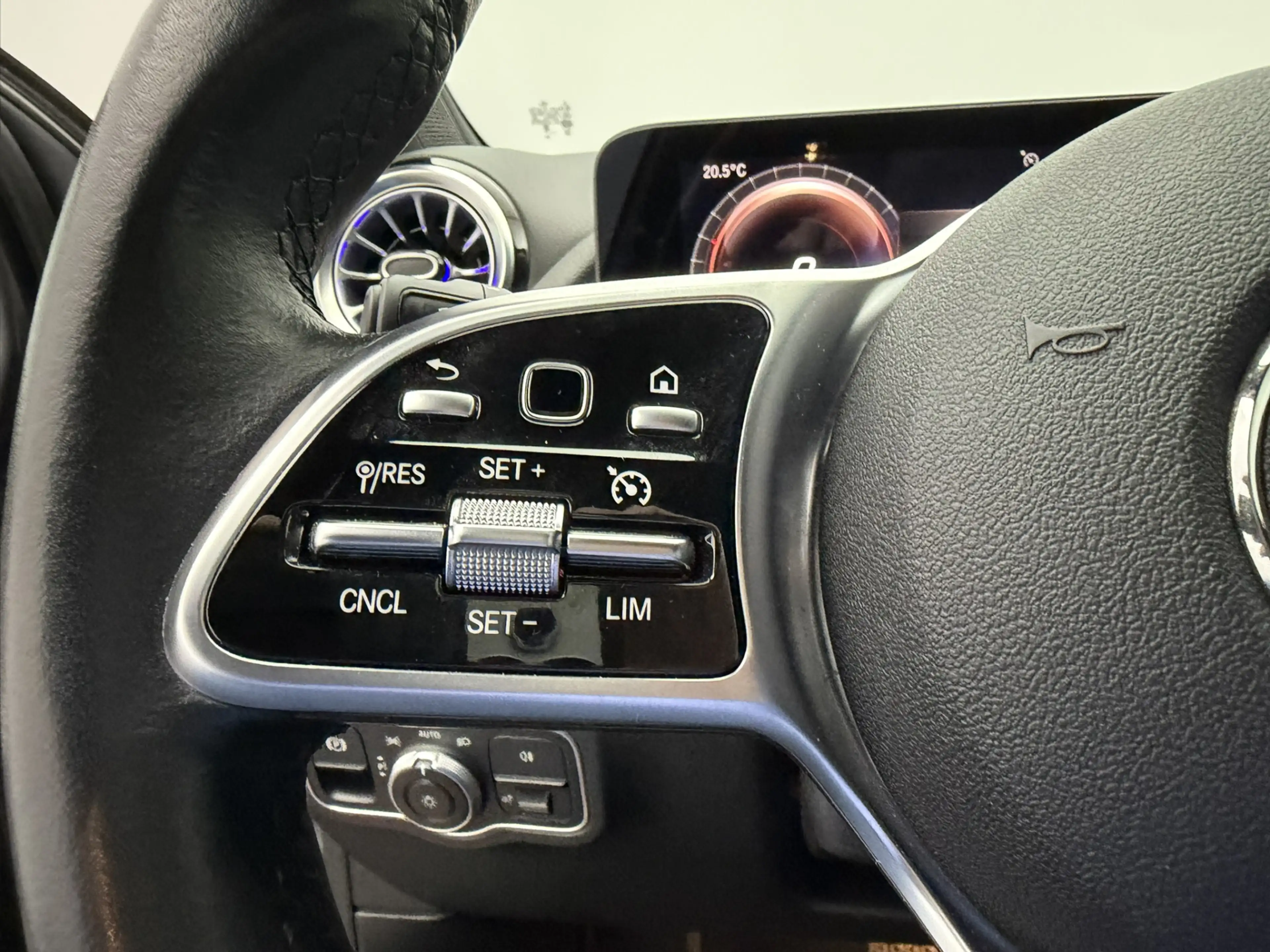 Mercedes-Benz EQA 250 Business Solution Luxury 67 kWh | LED | Sfeerverli — photo 14