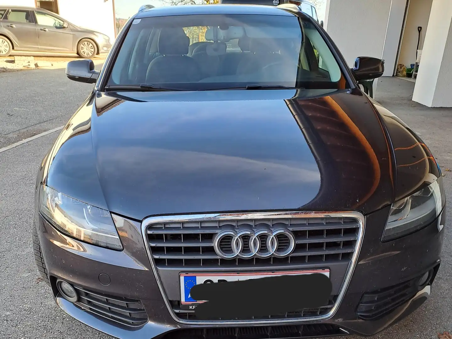 Audi A4 A4 Avant 2,0 TDI DPF Grau - 1