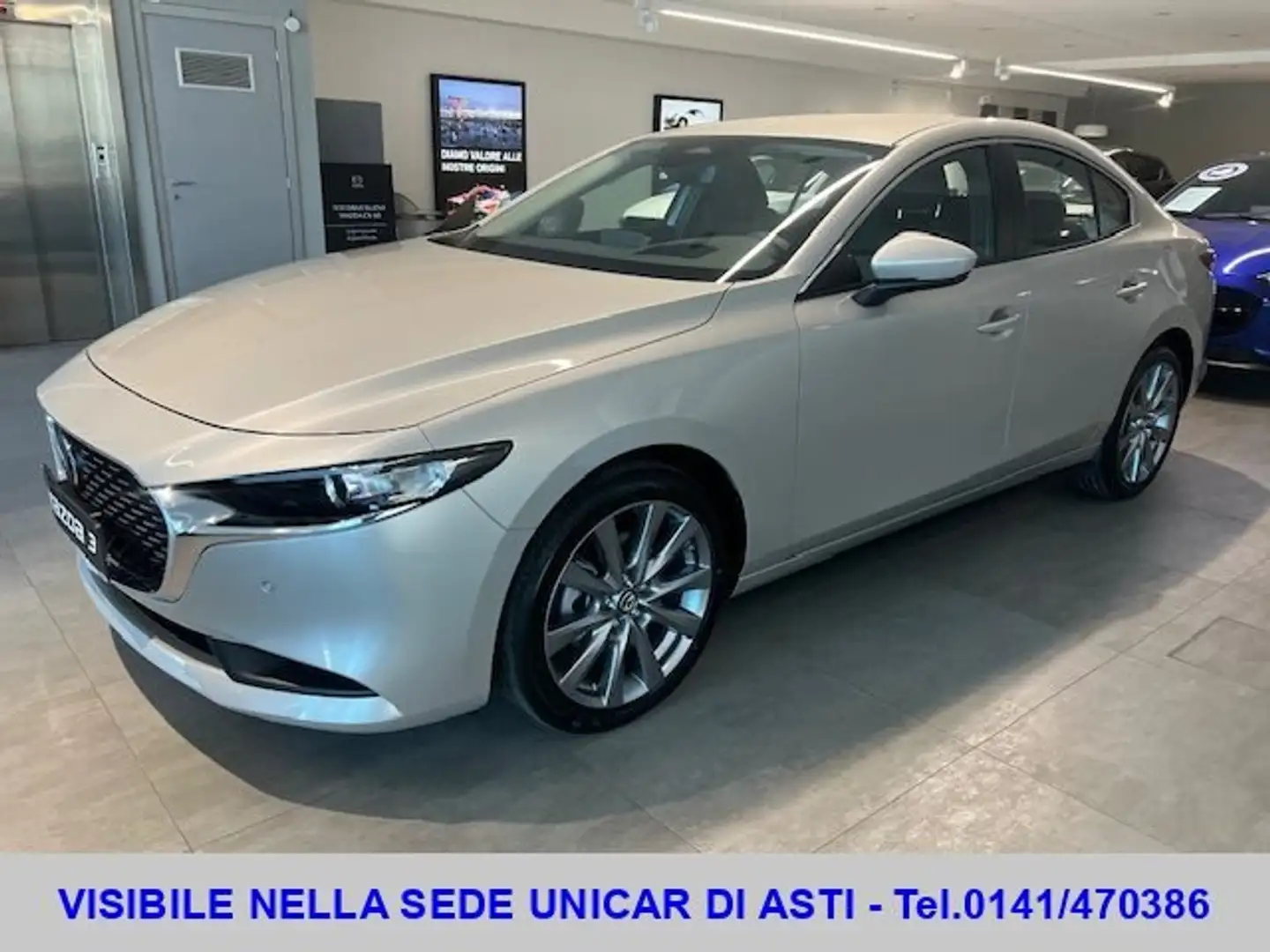 Mazda 3 Sedan Skyactiv-G 140 CV AT 6 Hybrid Centre Line Argent - 1