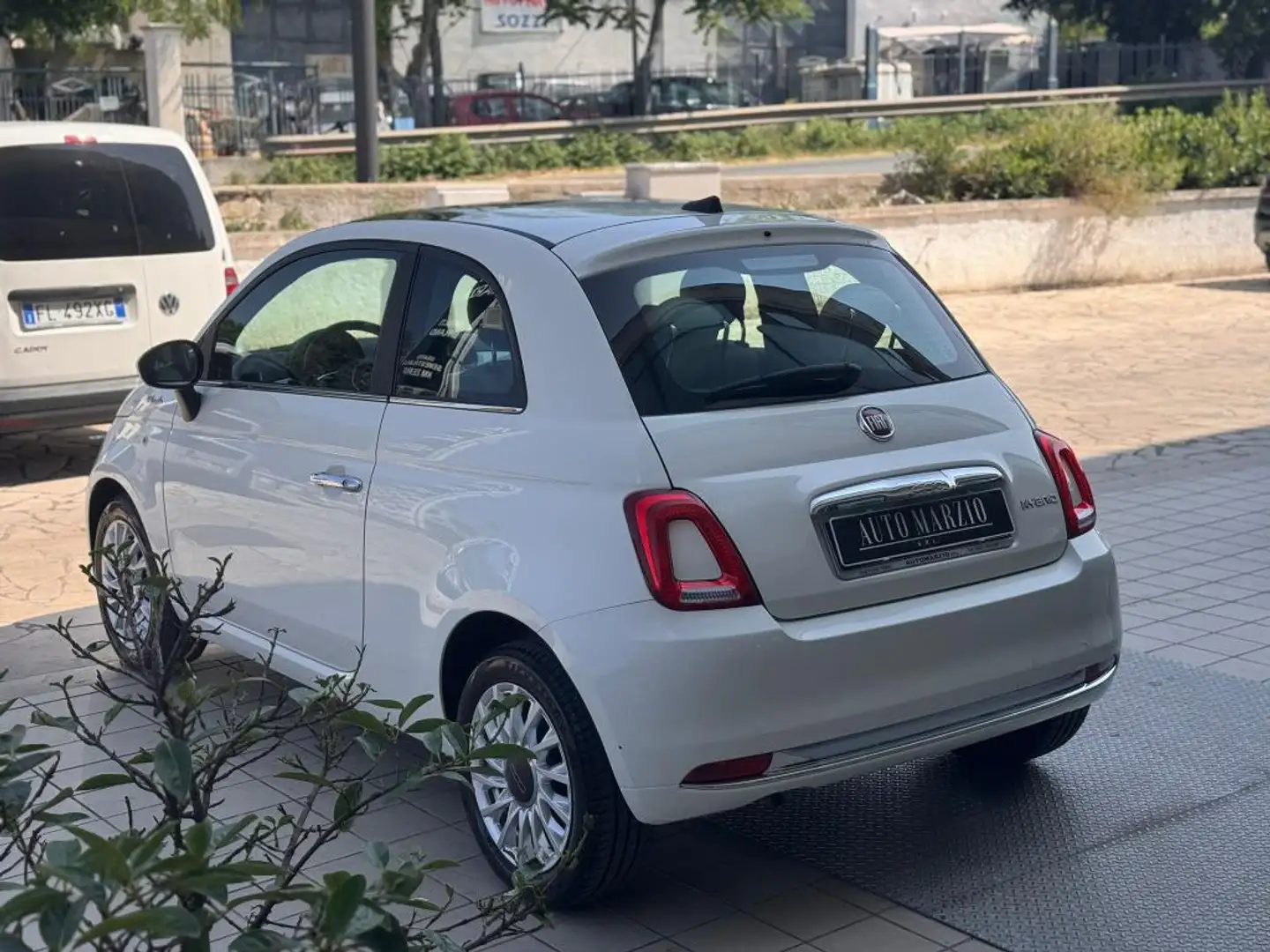 Fiat 500 1.0 hybrid Dolcevita 70cv Bianco - 2